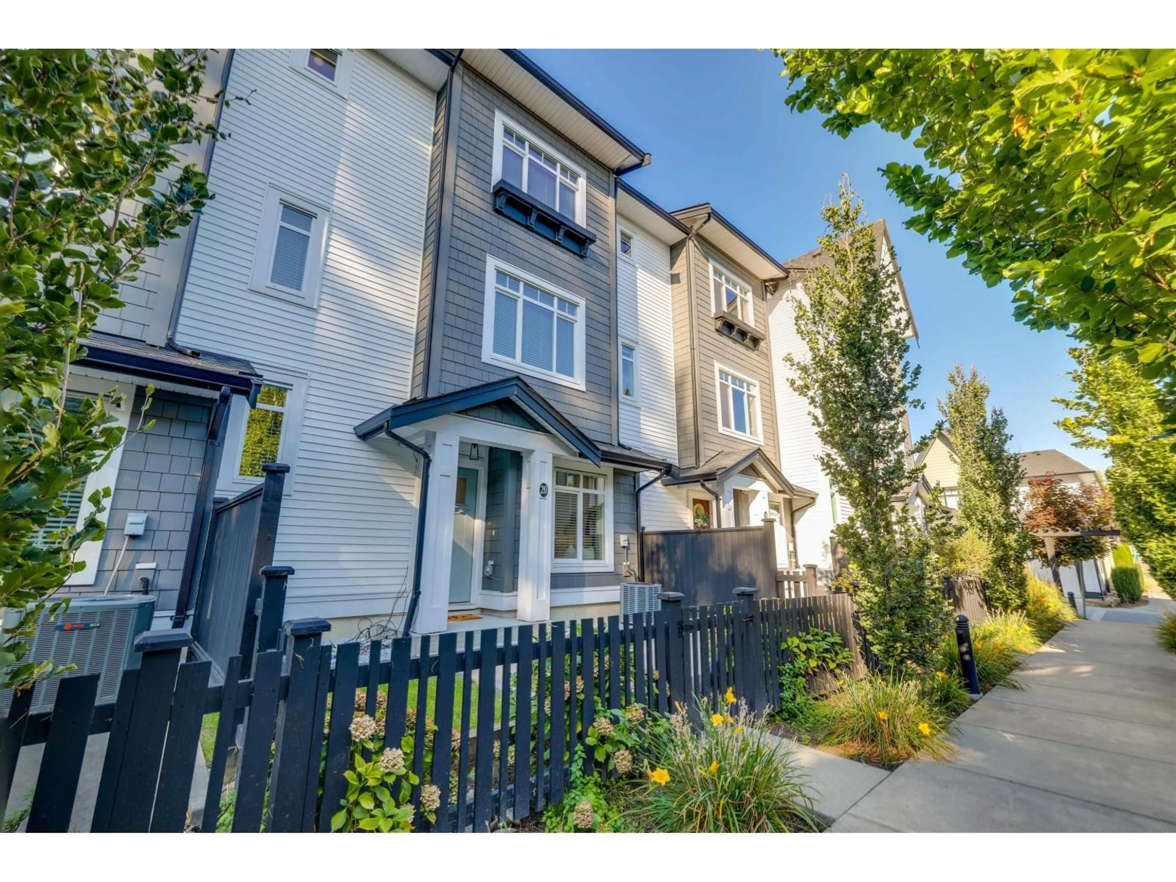 Unknown for 20 - 6897 201 STREET, Langley British Columbia V2Y0Z3