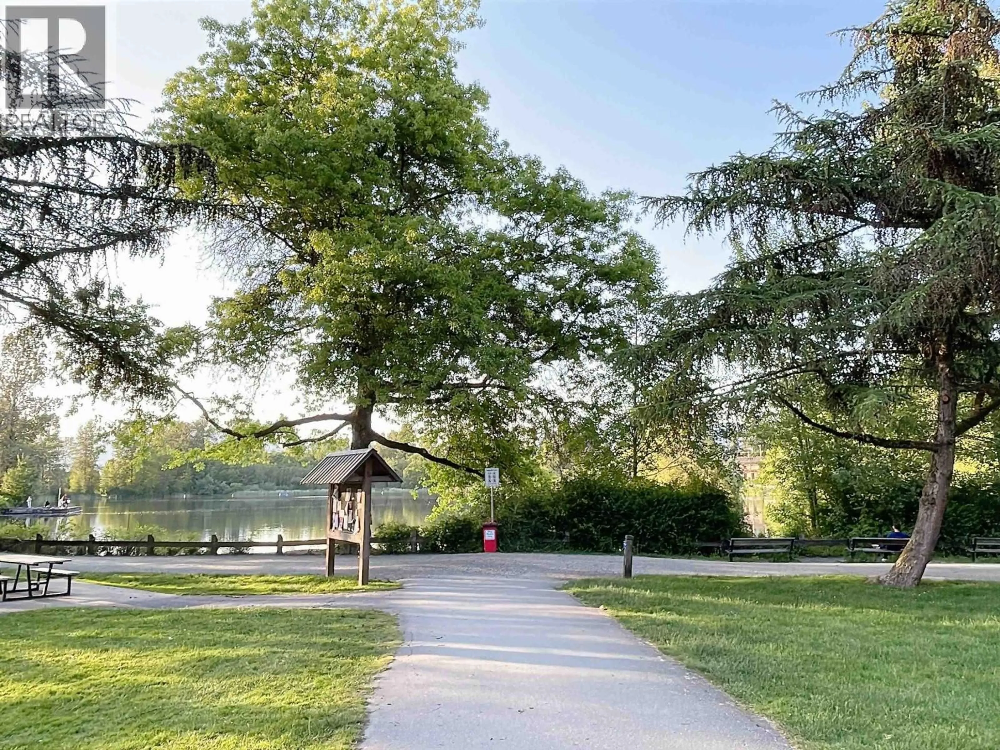 Unknown for 677 GATENSBURY STREET, Coquitlam British Columbia V3J5G9