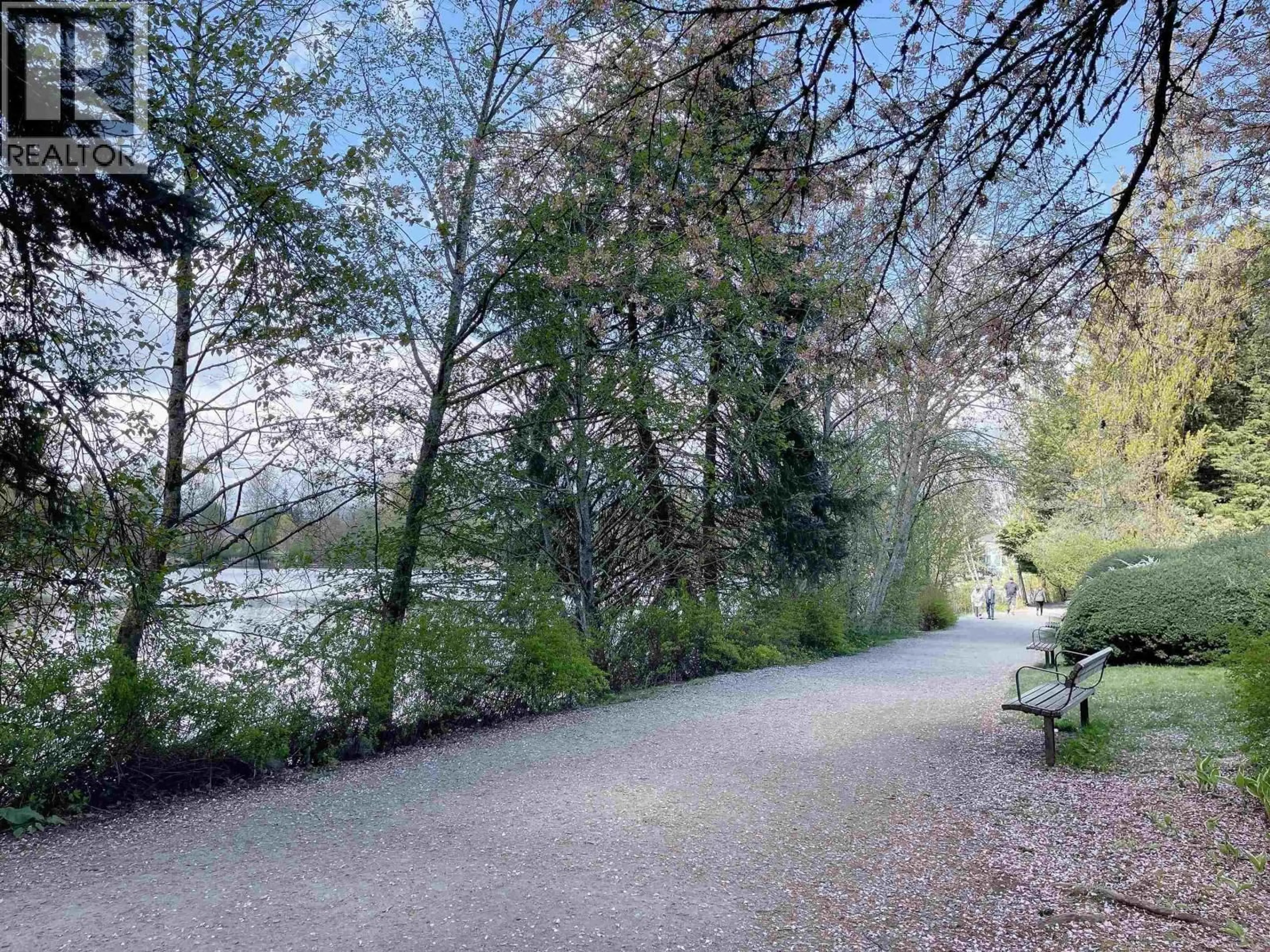 A pic from outside/outdoor area/front of a property/back of a property/a pic from drone, water/lake/river/ocean view for 677 GATENSBURY STREET, Coquitlam British Columbia V3J5G9