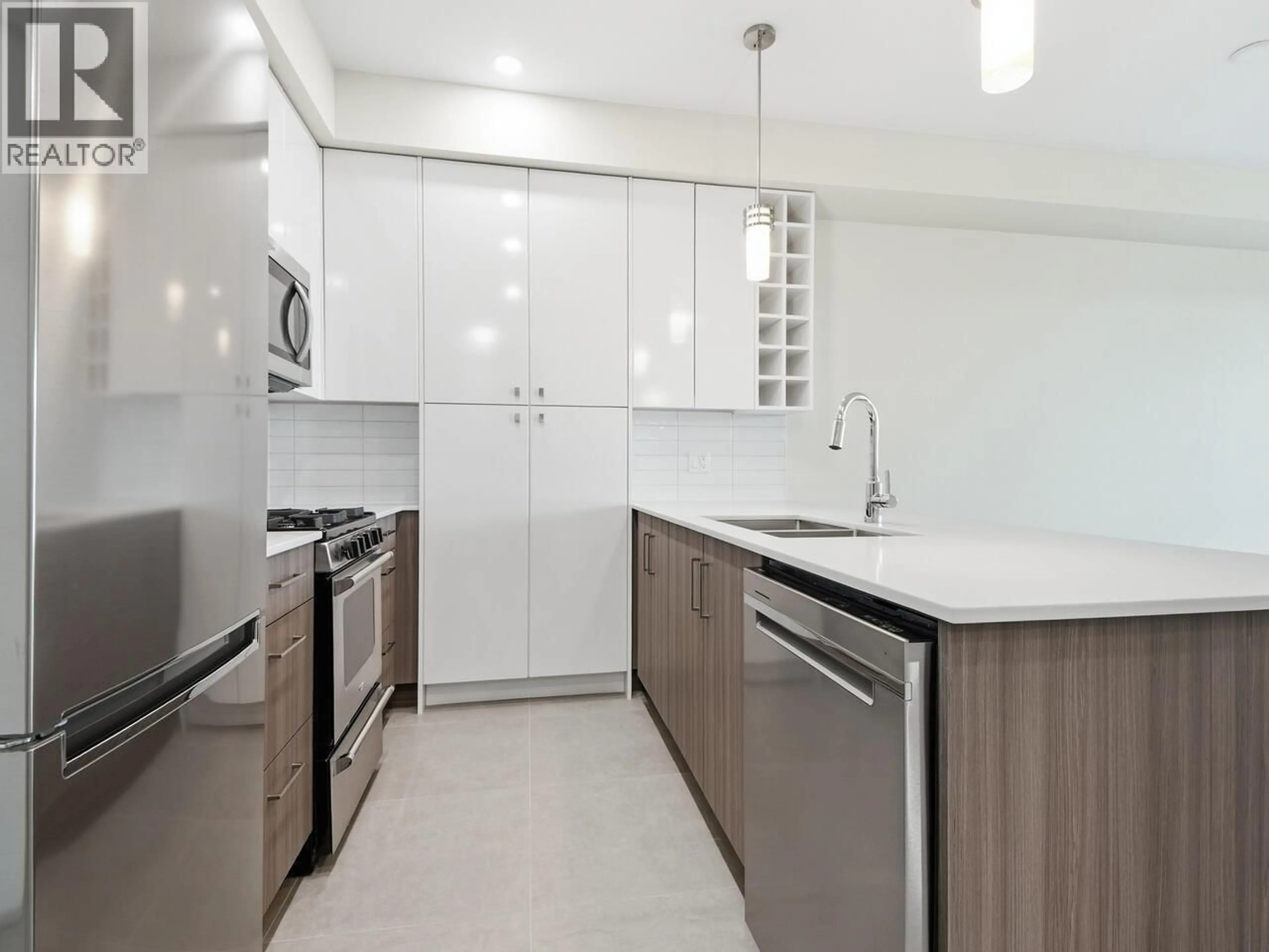 Standard kitchen, unknown for 430 - 23200 GILLEY ROAD, Richmond British Columbia V6V2L6