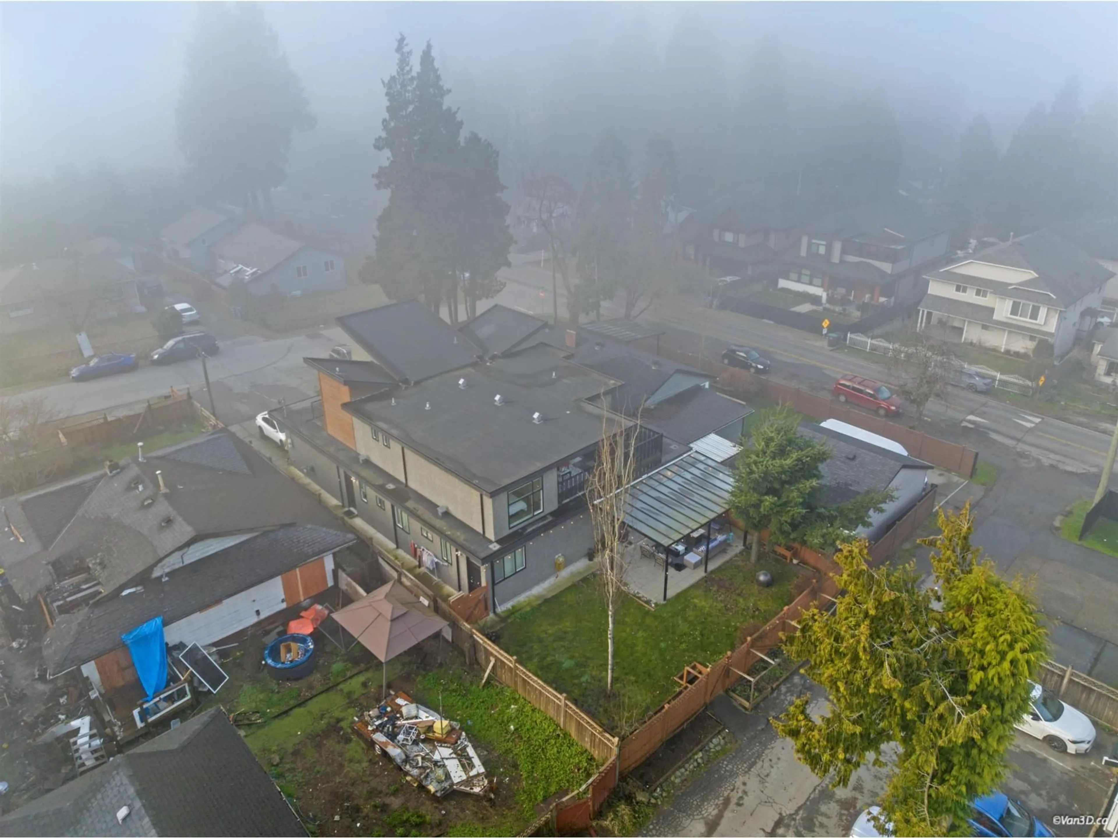 A pic from outside/outdoor area/front of a property/back of a property/a pic from drone, mountain view for 11082 131A STREET, Surrey British Columbia V3T3R9