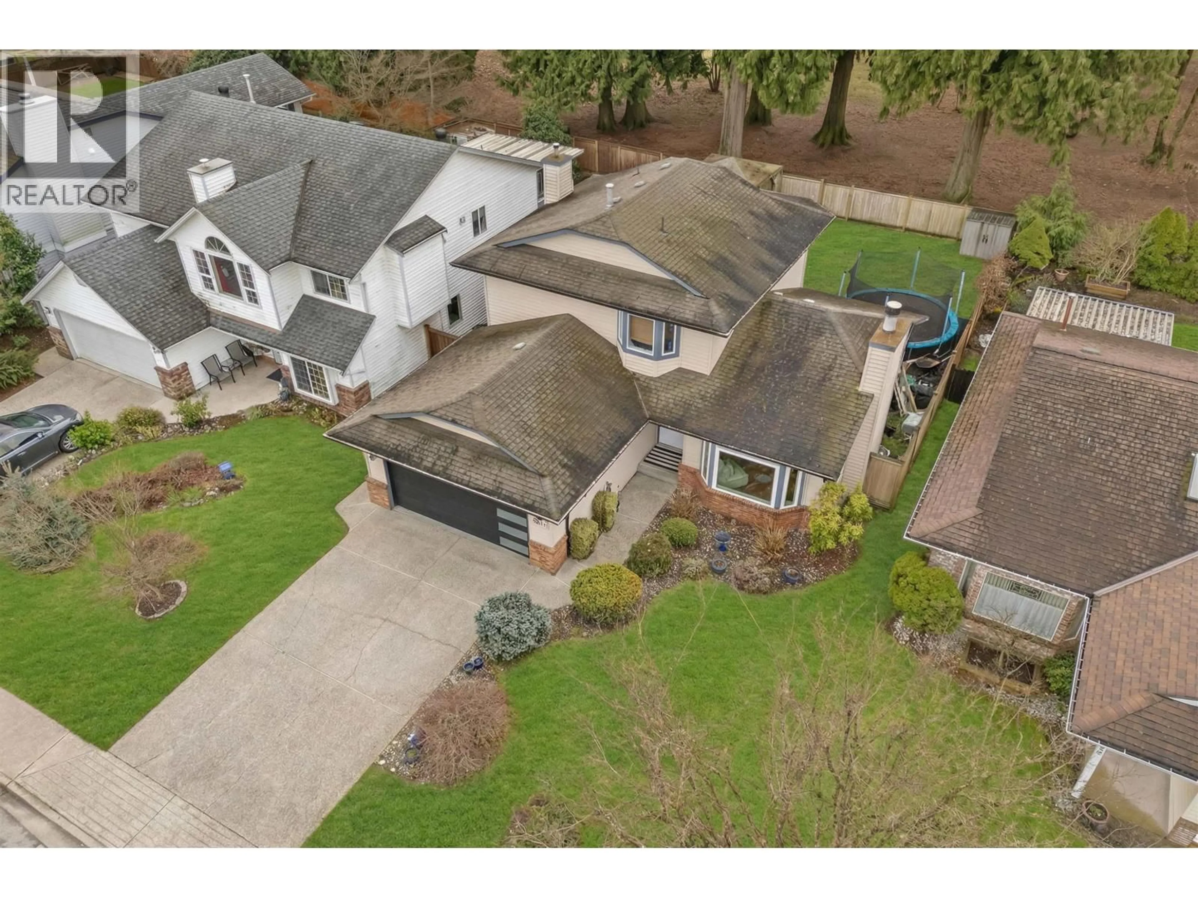A pic from outside/outdoor area/front of a property/back of a property/a pic from drone, street for 19566 PARK ROAD, Pitt Meadows British Columbia V3Y1B1