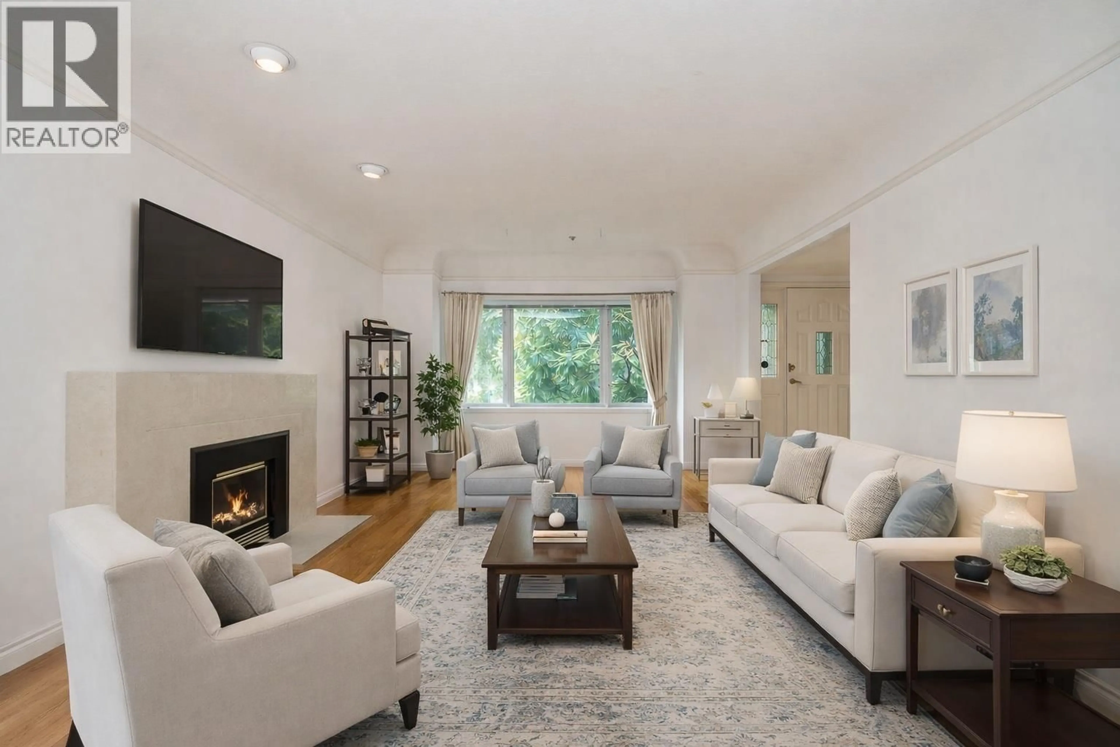 Living room with furniture, unknown for 1796 14TH AVENUE, Vancouver British Columbia V6J2J7