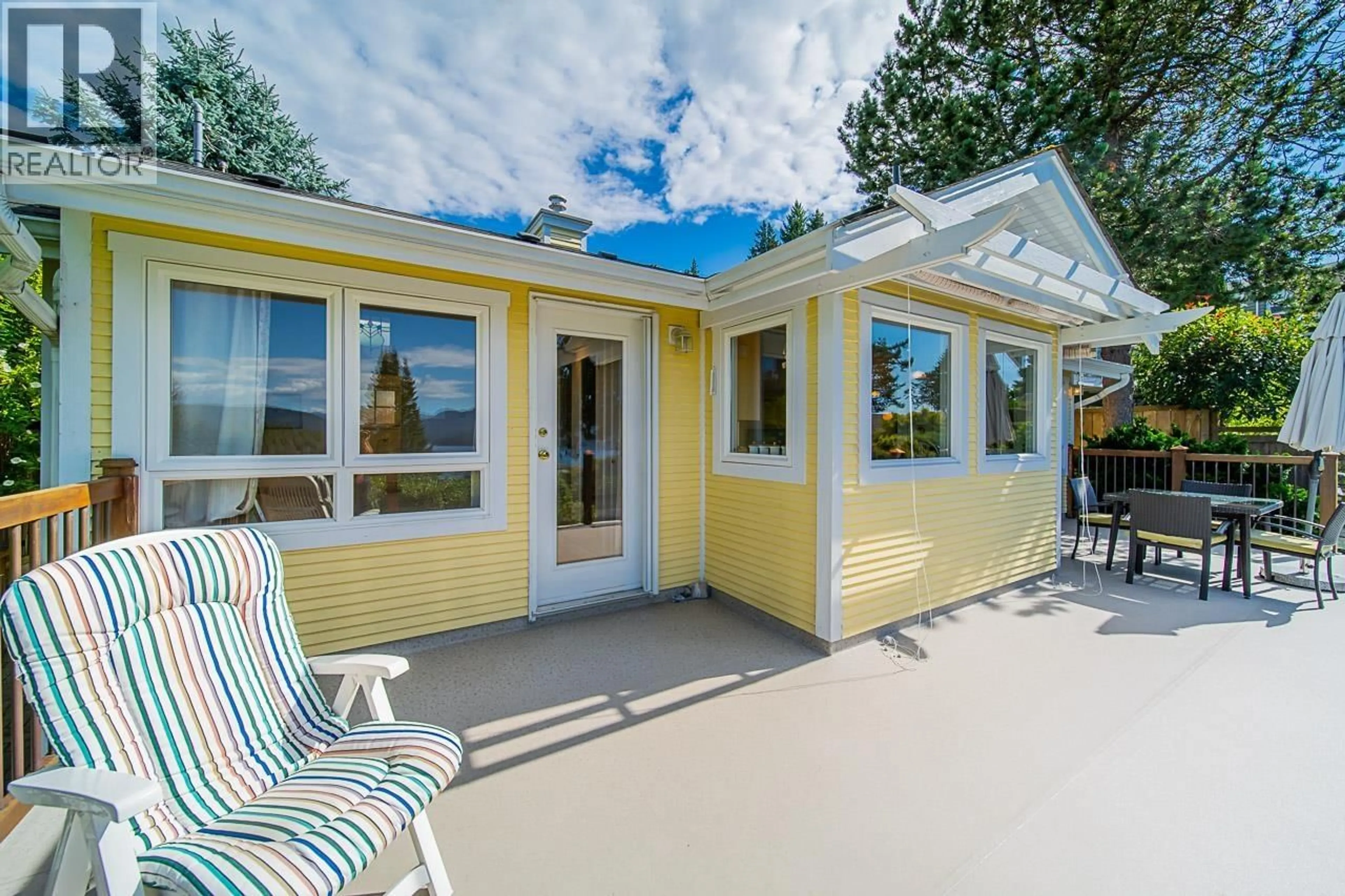 Patio, water/lake/river/ocean view for 6245 NELSON AVENUE, West Vancouver British Columbia V7W2A2