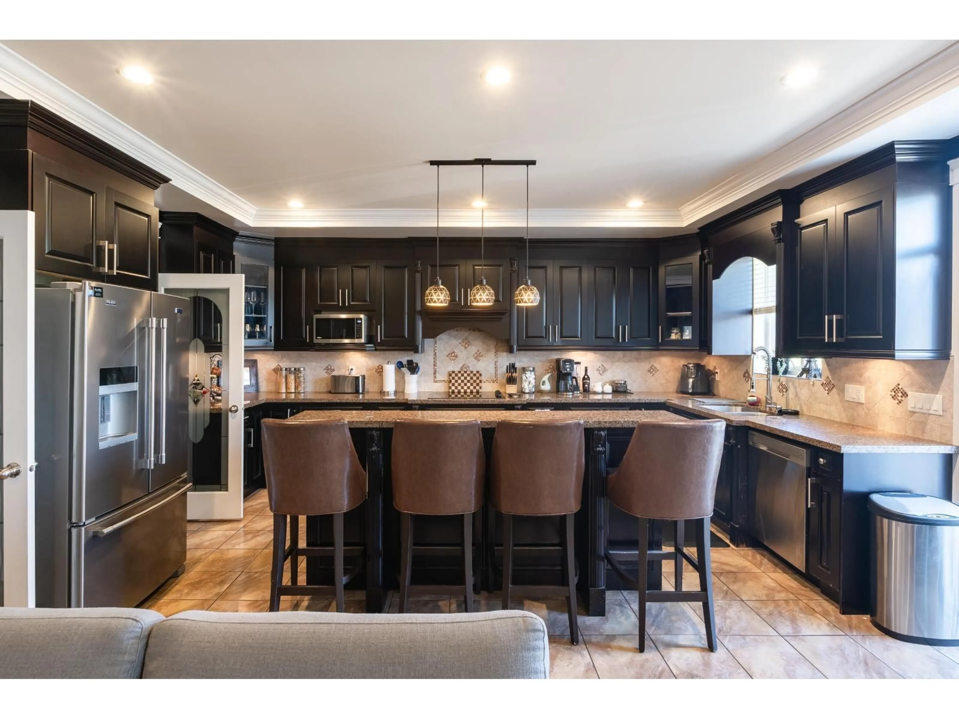 Open concept kitchen, unknown for 14239 62 AVENUE, Surrey British Columbia V3X0B8