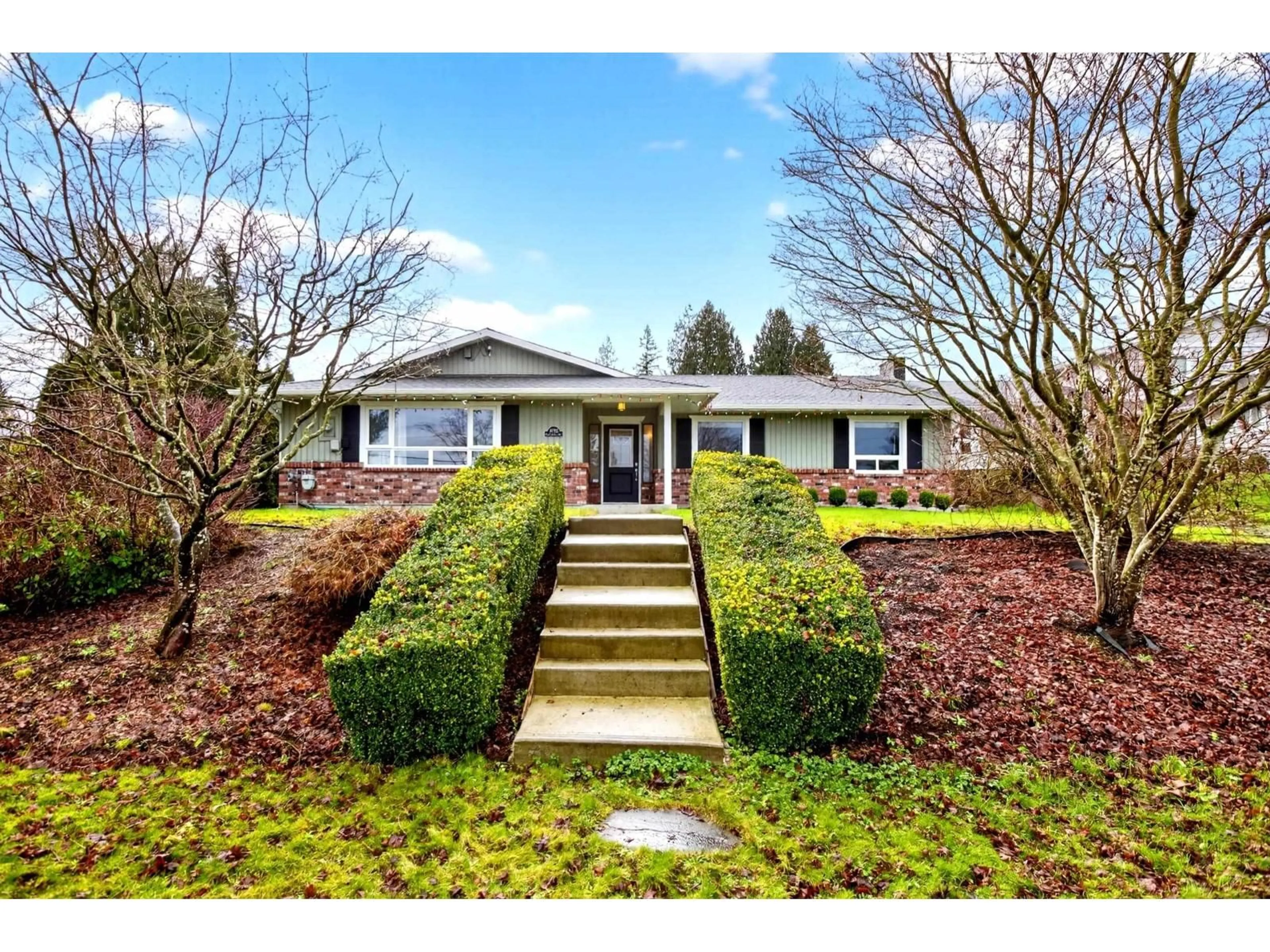 Unknown for 19712 49TH AVENUE, Langley British Columbia V3A3R3