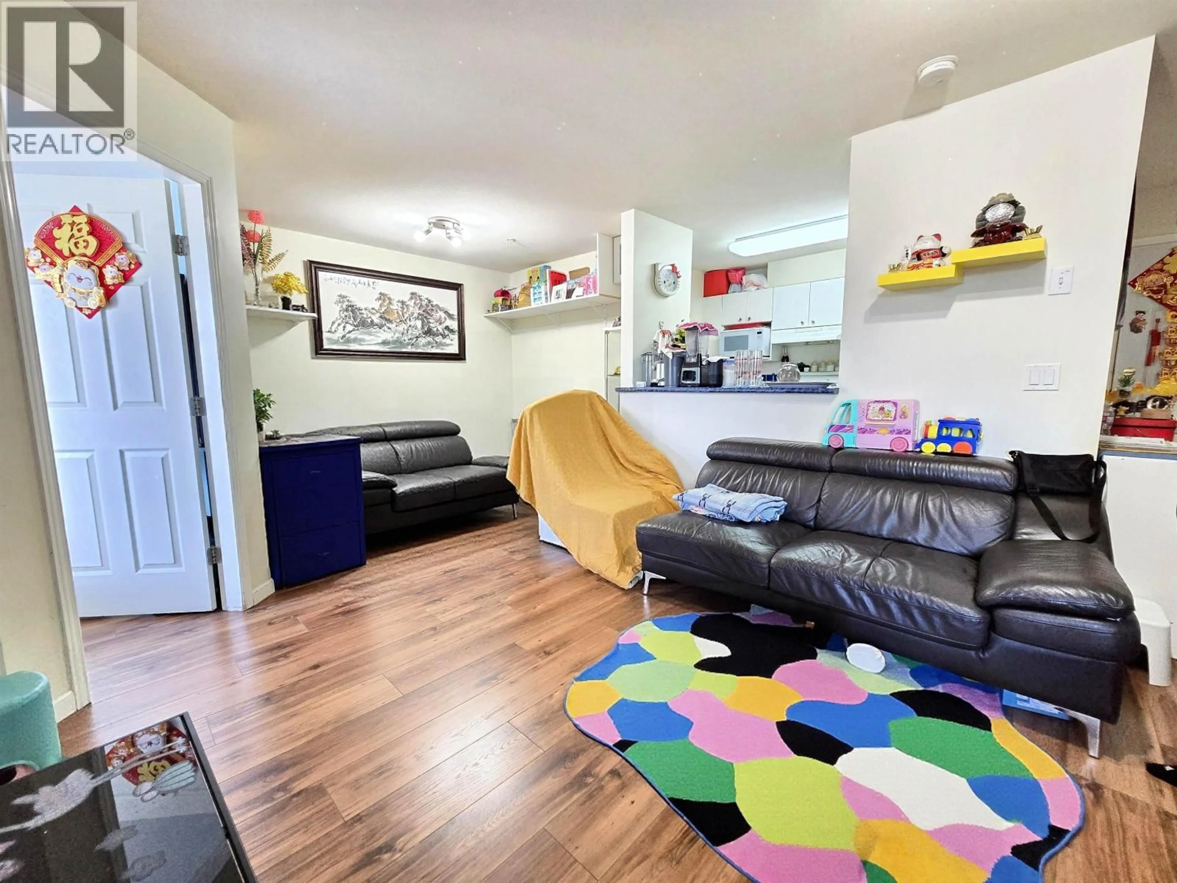 Living room with furniture, unknown for 406 - 1145 HEFFLEY CRESCENT, Coquitlam British Columbia V3B7Z3