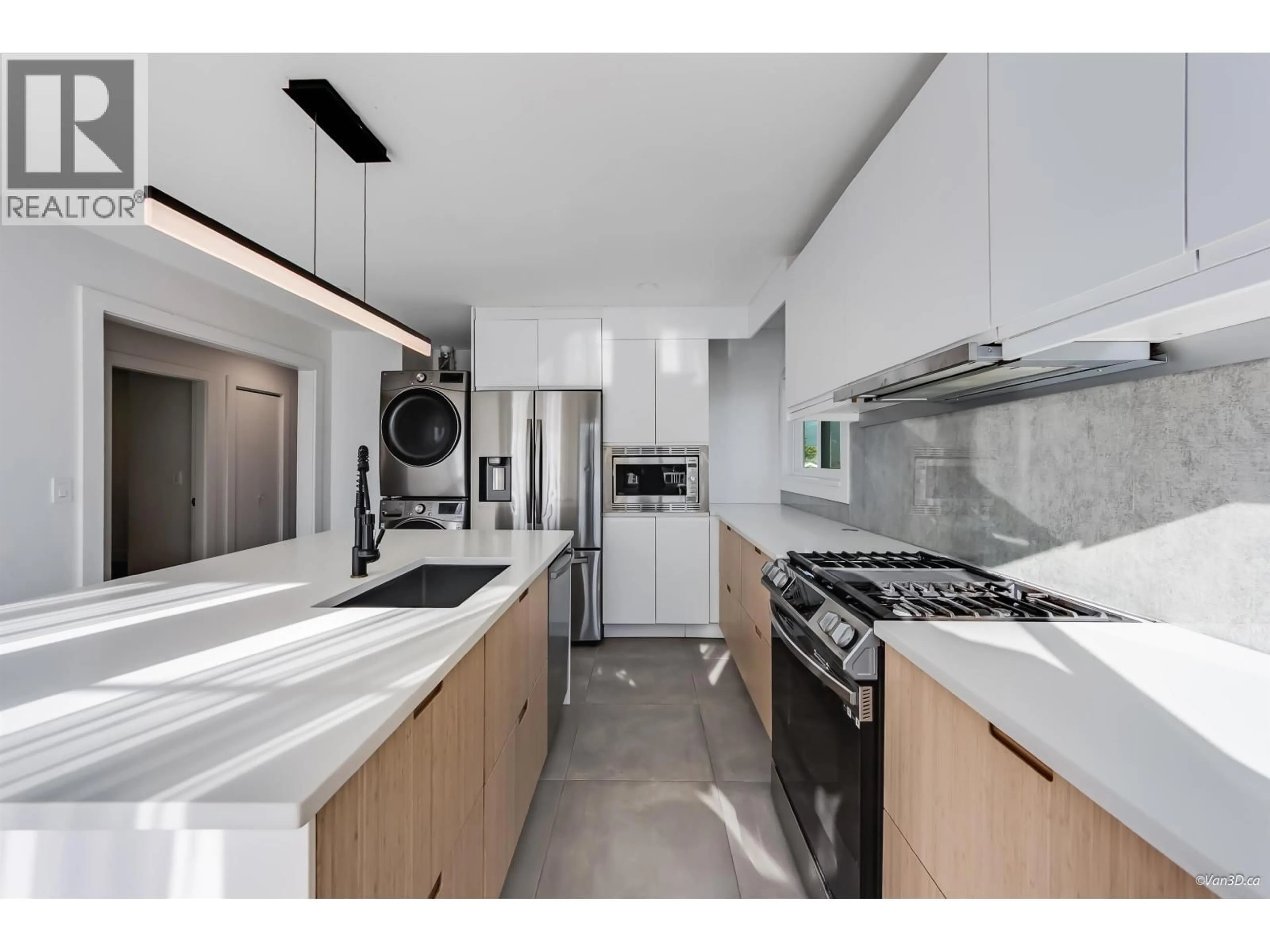 Contemporary kitchen, ceramic/tile floor for 4346 DUNDAS STREET, Burnaby British Columbia V5C1B3