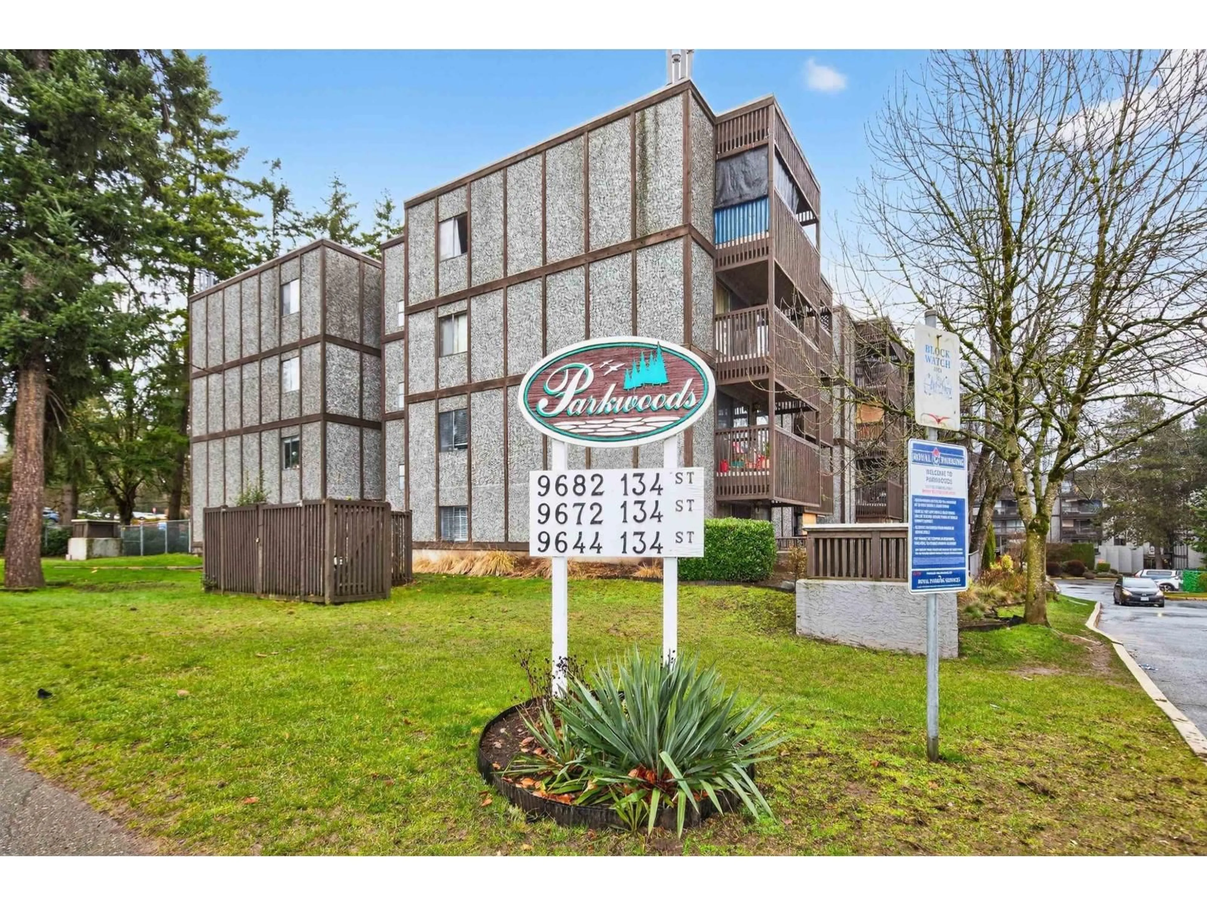 A pic from outside/outdoor area/front of a property/back of a property/a pic from drone, building for 101 - 9644 134 STREET, Surrey British Columbia V3T5M3