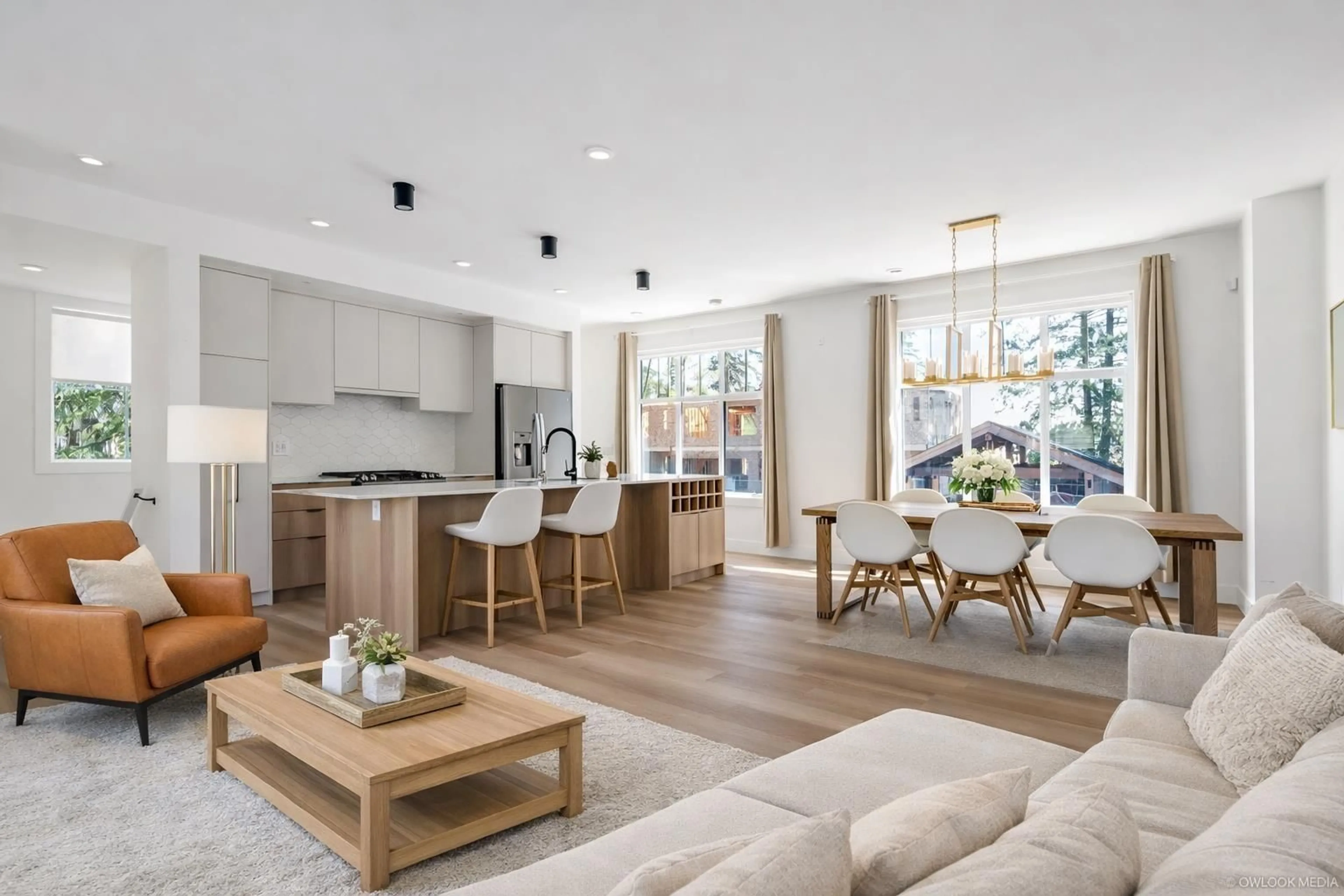 Open concept kitchen, unknown for 101 - 2350 165 STREET, Surrey British Columbia V3Z1J9