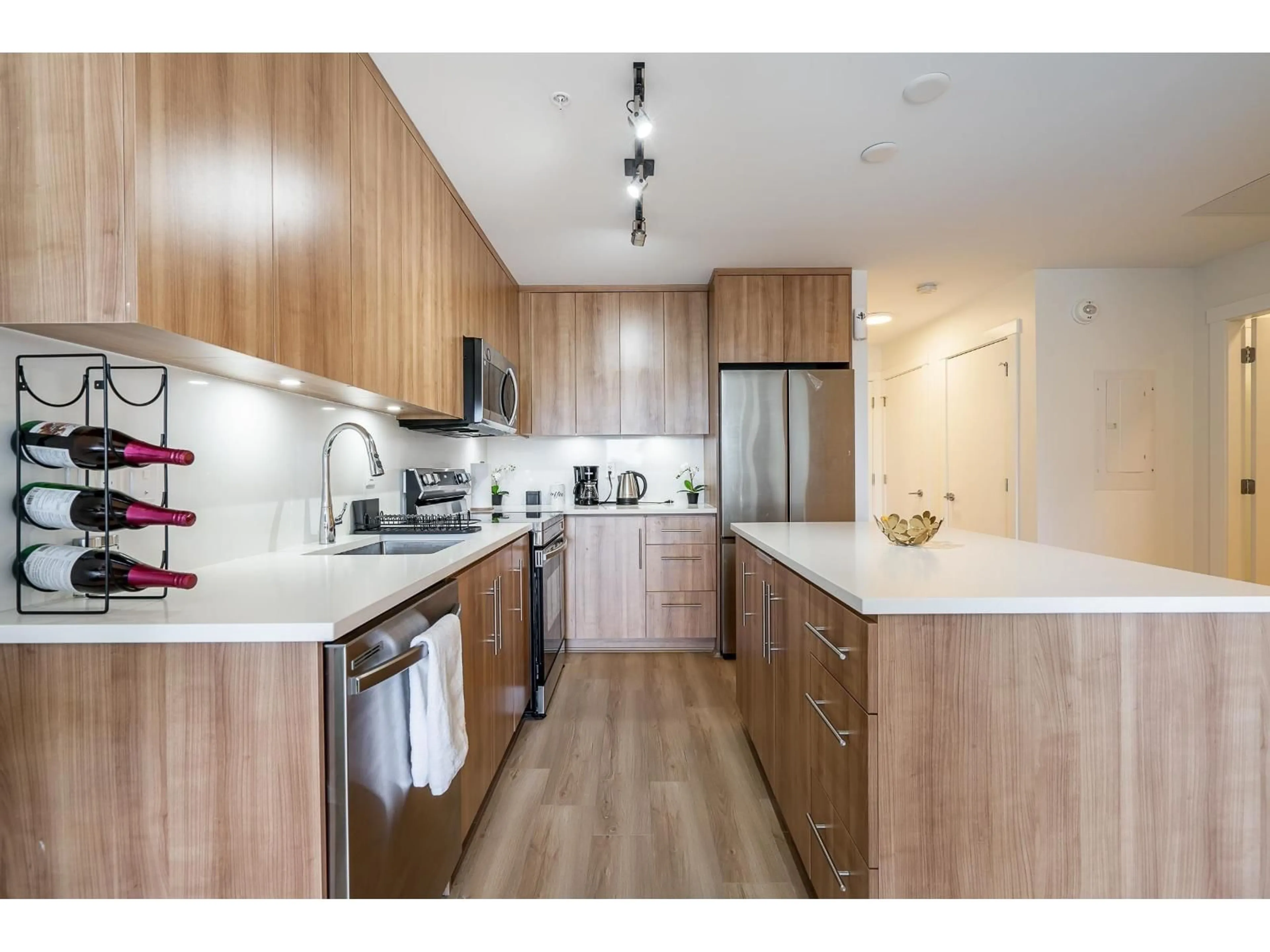 Unknown for 305 - 5420 208 STREET, Langley British Columbia V3A2J9