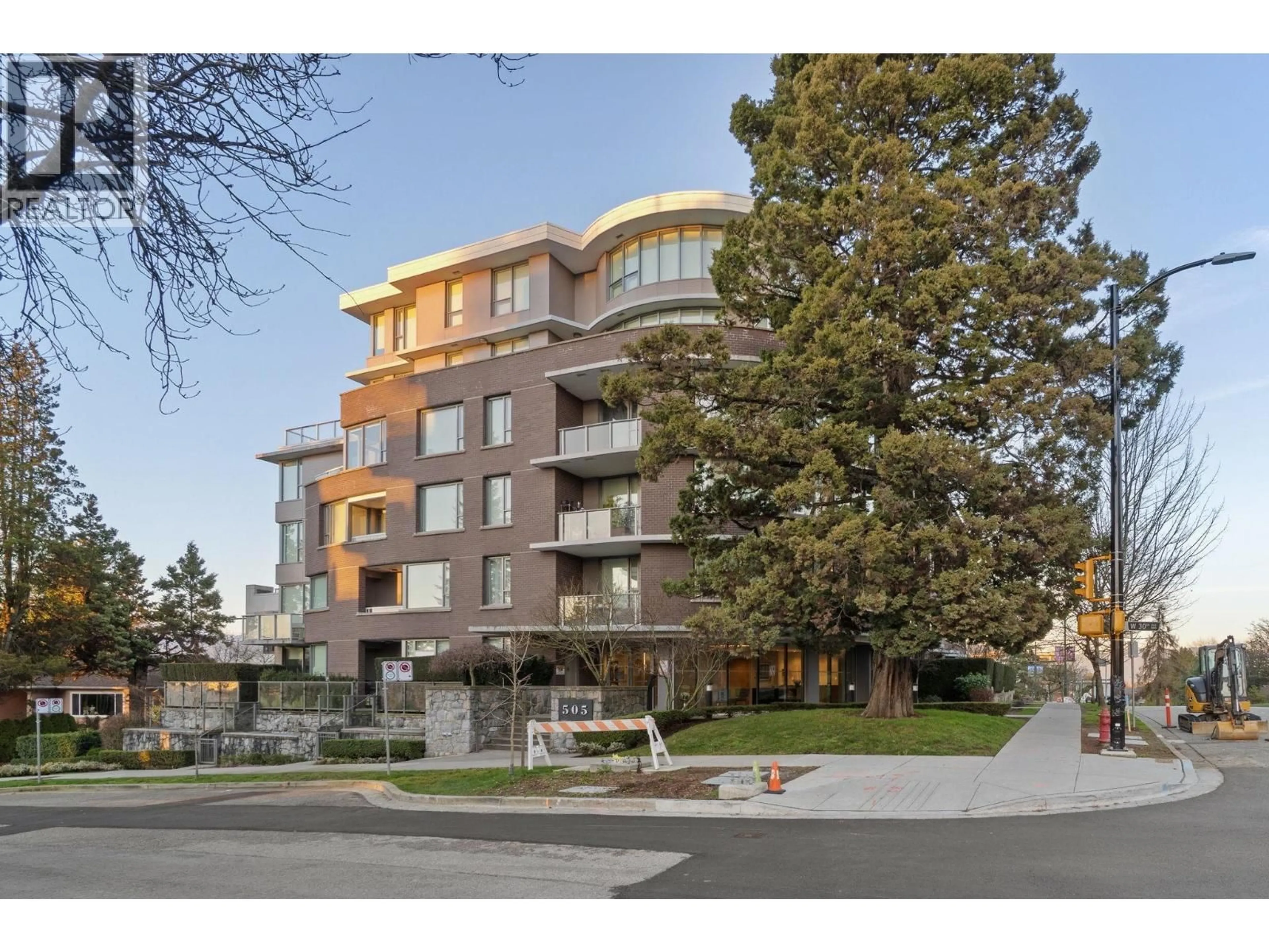 Unknown for 306 - 505 30TH AVENUE, Vancouver British Columbia V5Z0G4