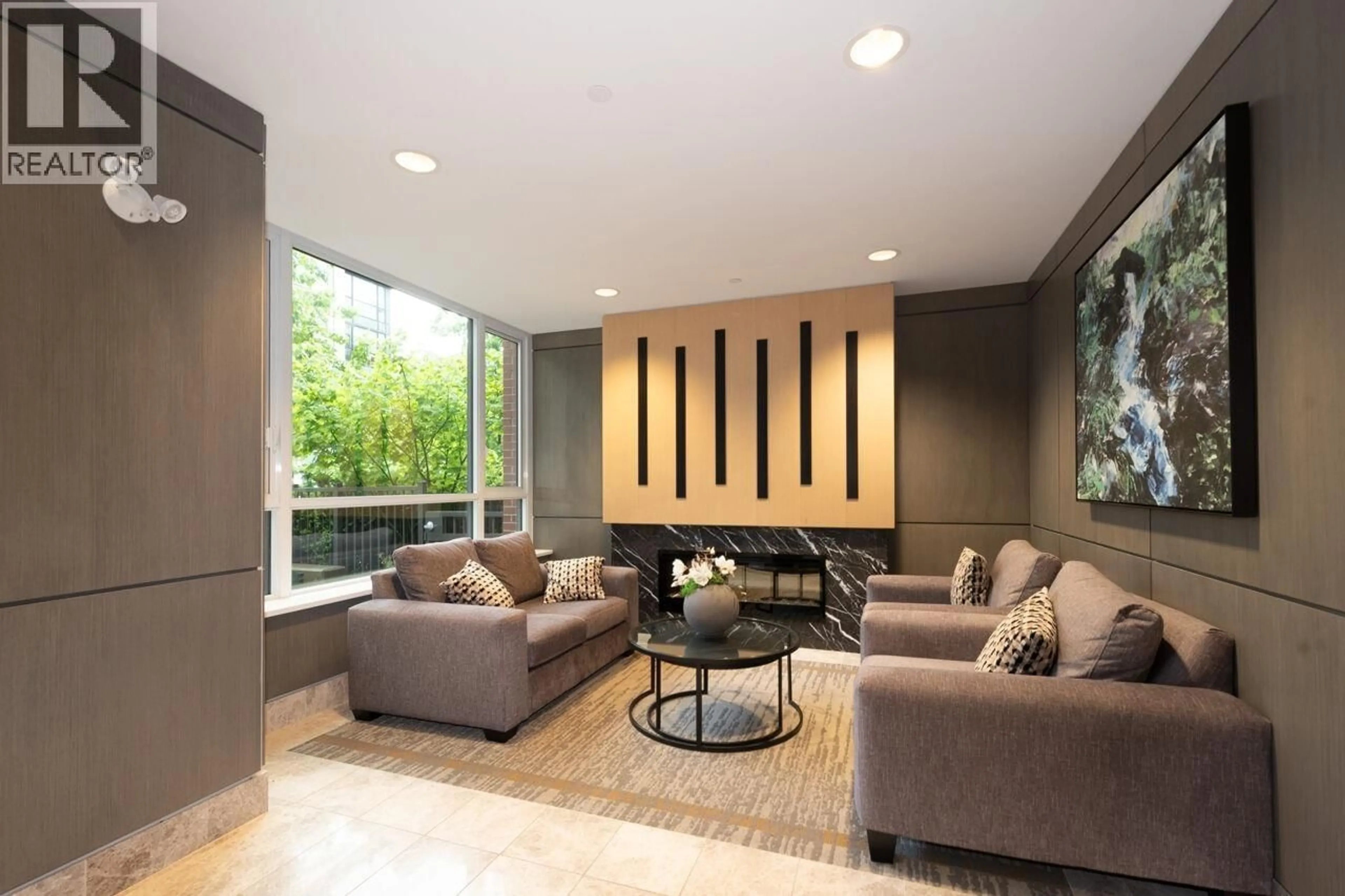 Lobby for 214 - 2651 LIBRARY LANE, North Vancouver British Columbia V7J0C1