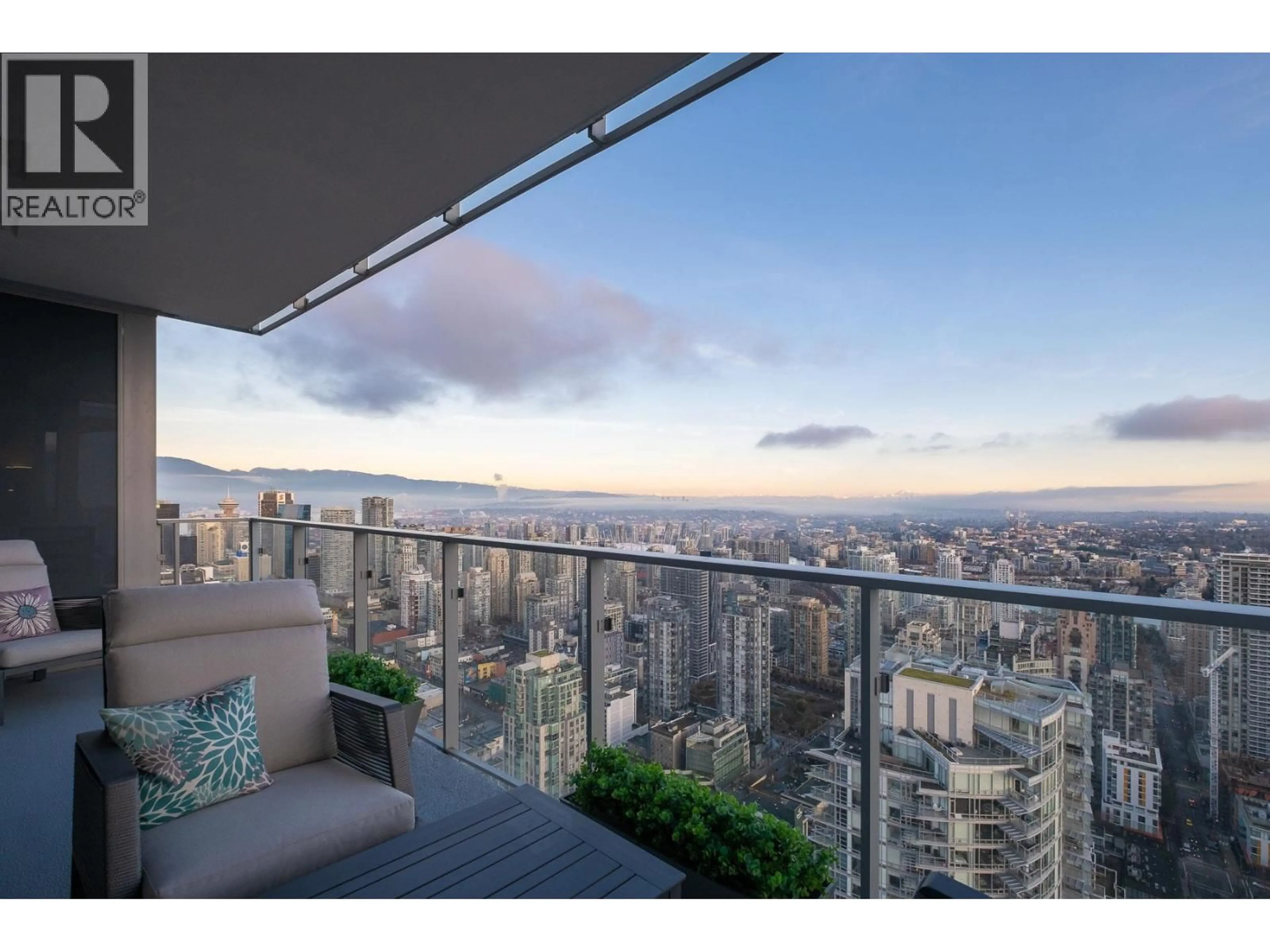 Patio, city buildings view from balcony for 5205 - 1289 HORNBY STREET, Vancouver British Columbia V6Z0G7