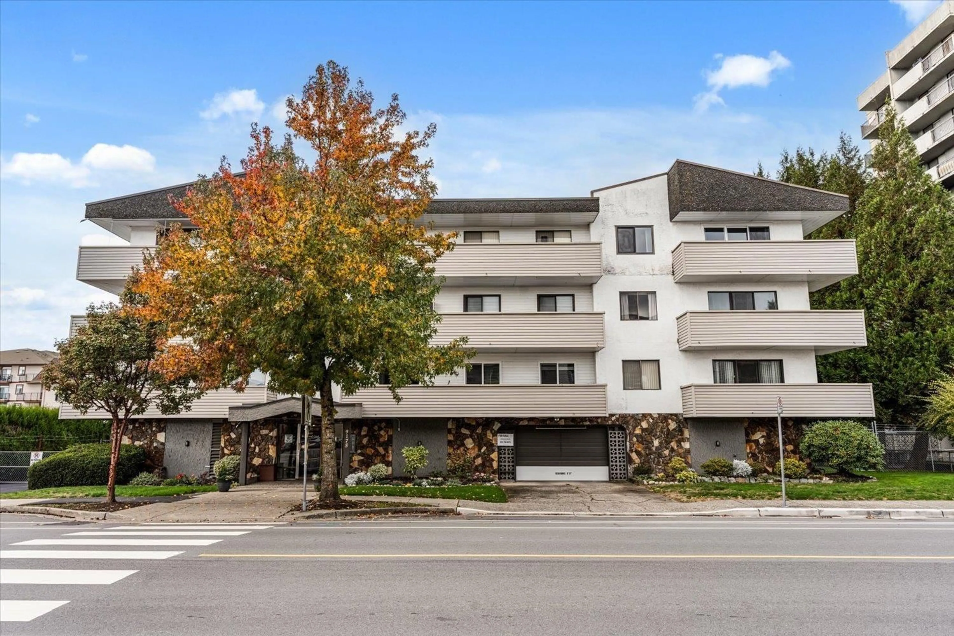 Patio, mountain view for 109 - 9175 MARY STREET, Chilliwack British Columbia V2P4H7