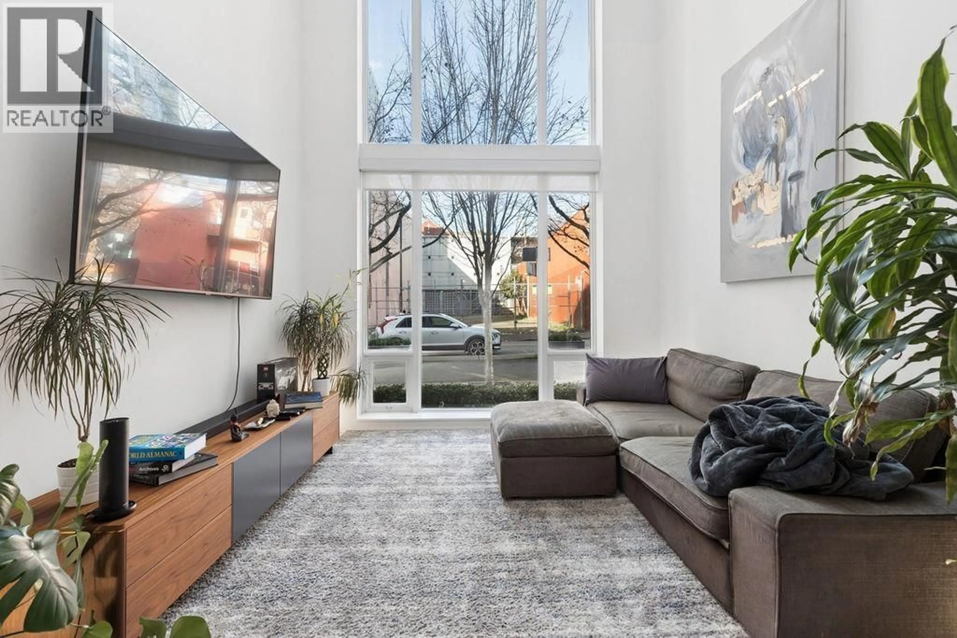 Living room with furniture, unknown for 1106 HORNBY STREET, Vancouver British Columbia V6Z1V8