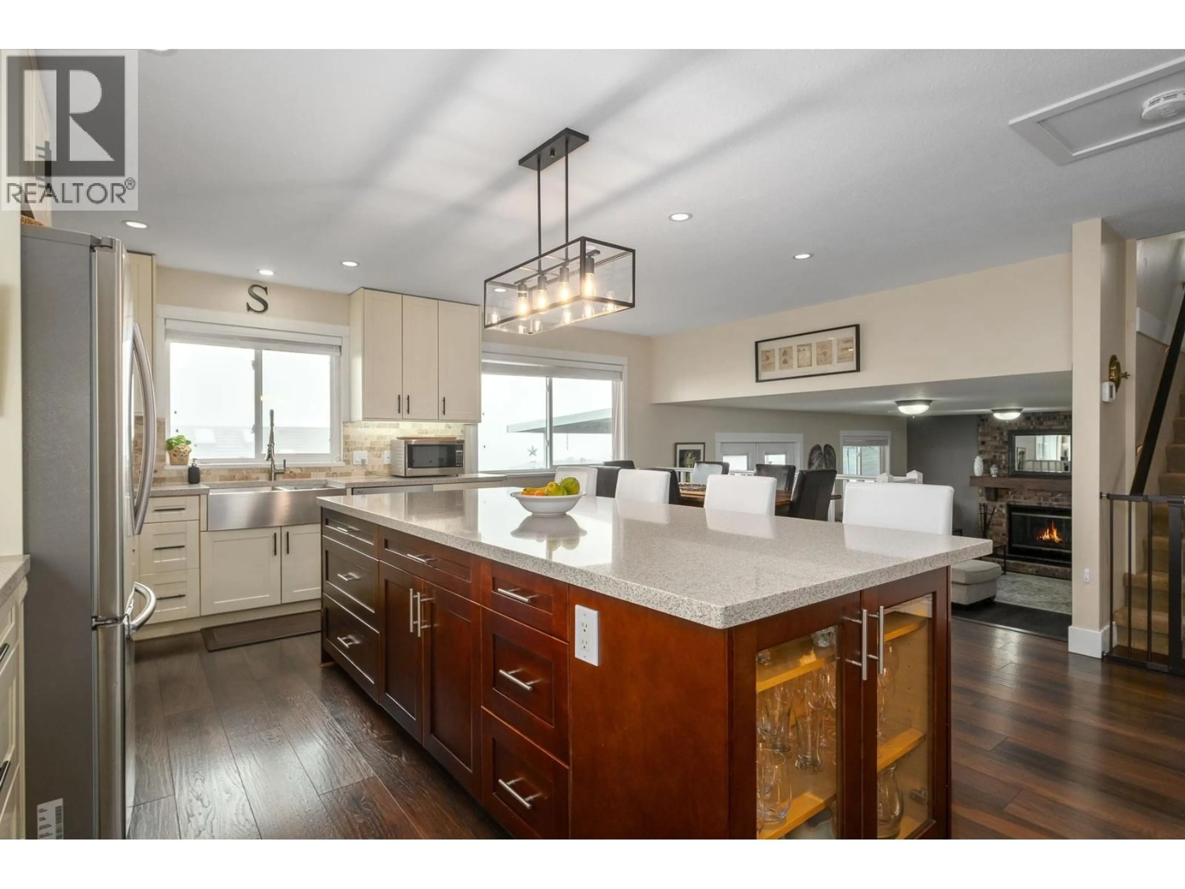 Open concept kitchen, unknown for 459 CARIBOO CRESCENT, Coquitlam British Columbia V3C4X6