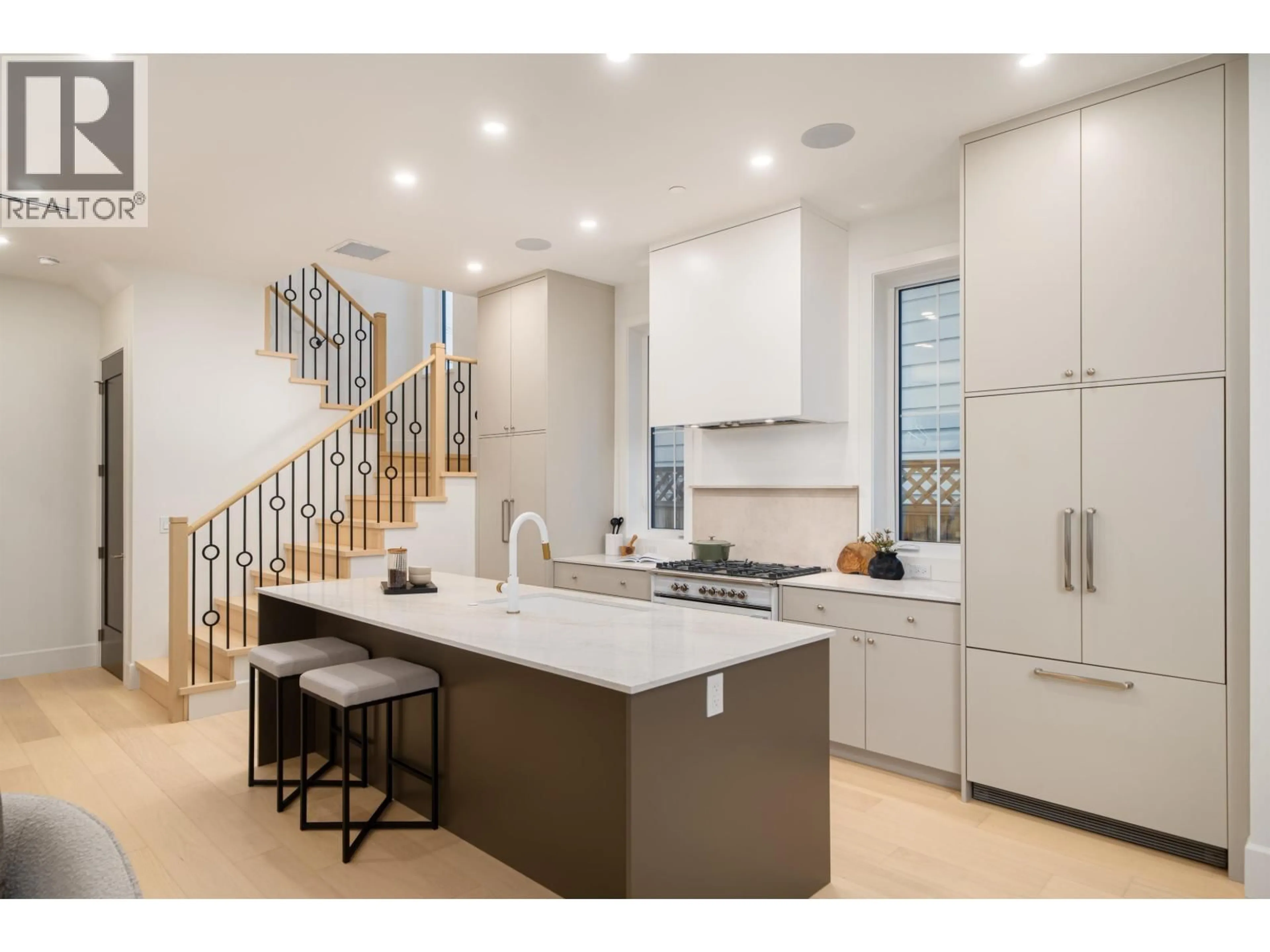 Contemporary kitchen, unknown for 1 - 745 SKEENA STREET, Vancouver British Columbia V5K4P4
