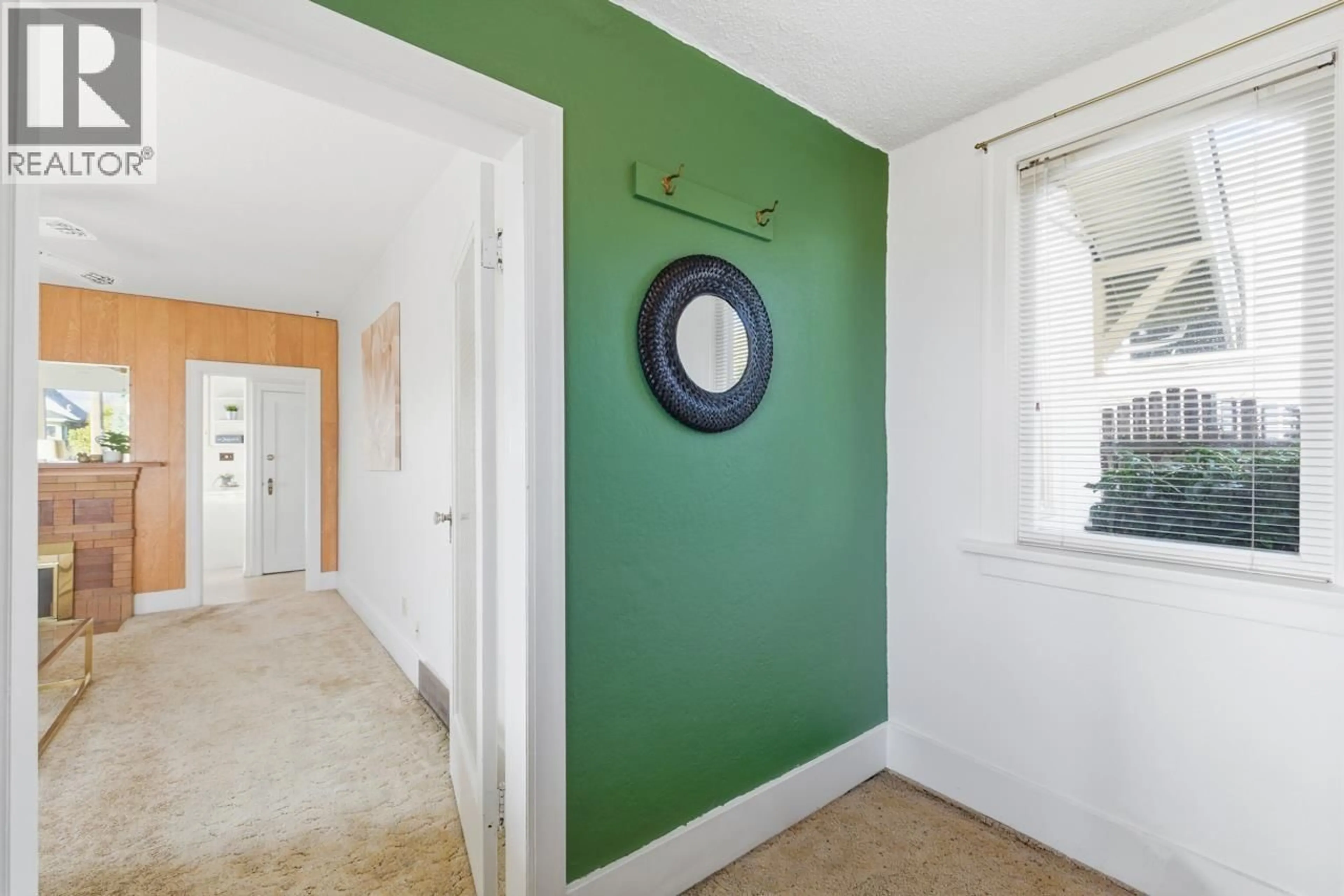 Unknown for 348 SIMPSON STREET, New Westminster British Columbia V3L3J9