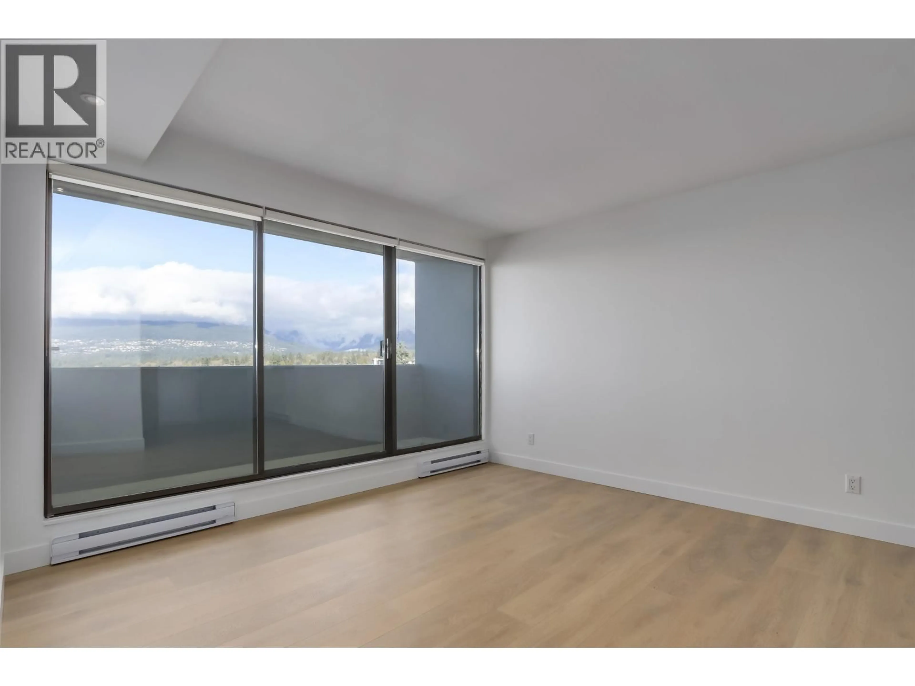 A pic of a room for 1206 - 110 4TH STREET, North Vancouver British Columbia V7L0E6