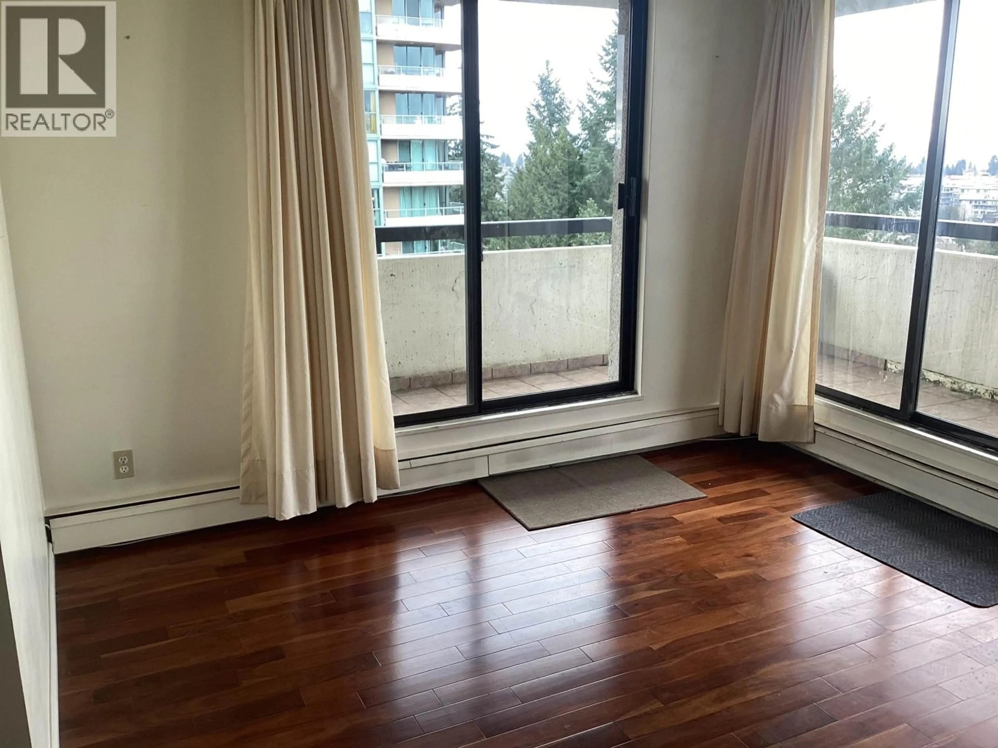 A pic of a room for 802 - 7171 BERESFORD STREET, Burnaby British Columbia V5E3Z8