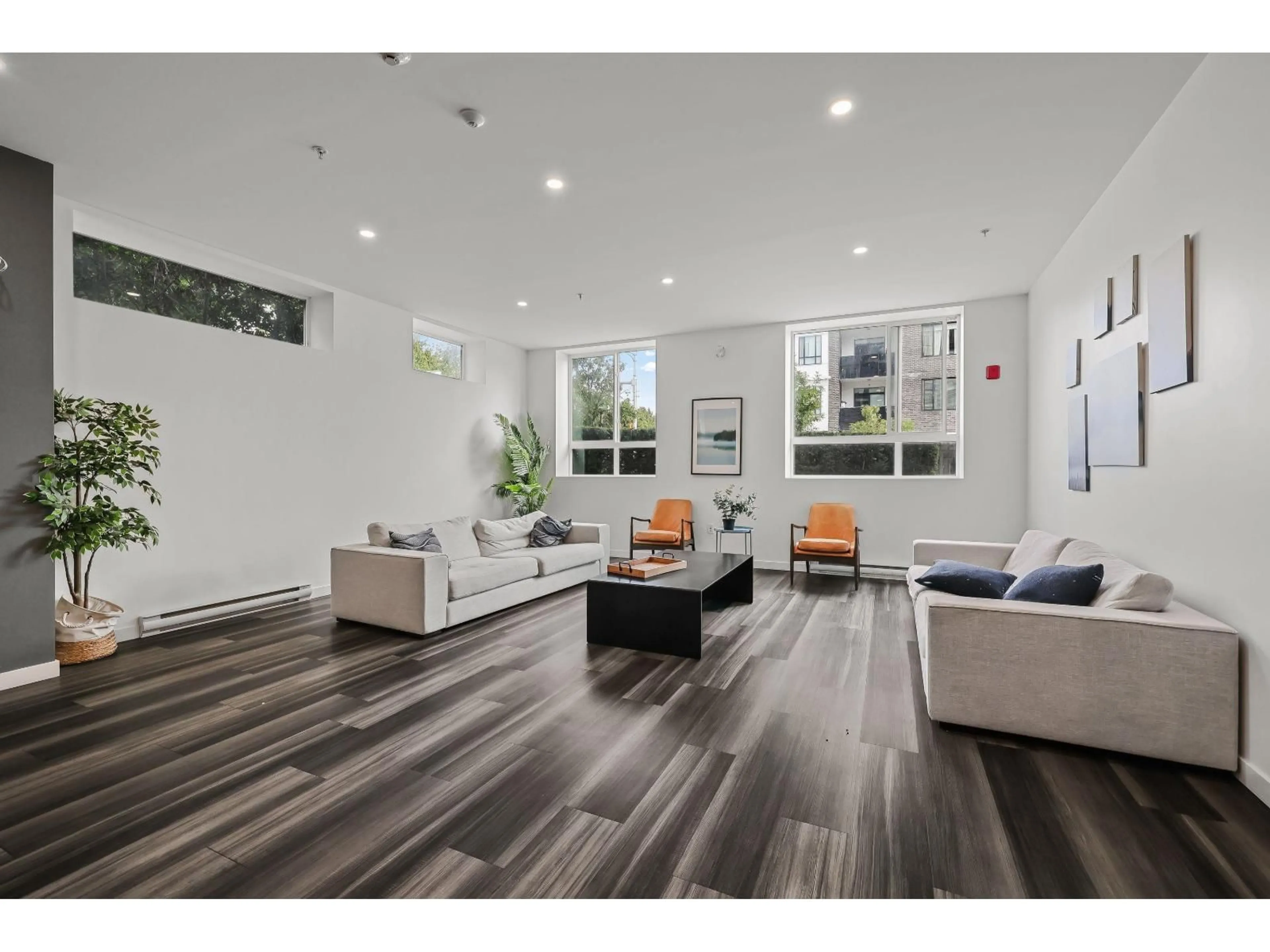 Unknown for 303 - 13628 81A AVENUE, Surrey British Columbia V3W3E2