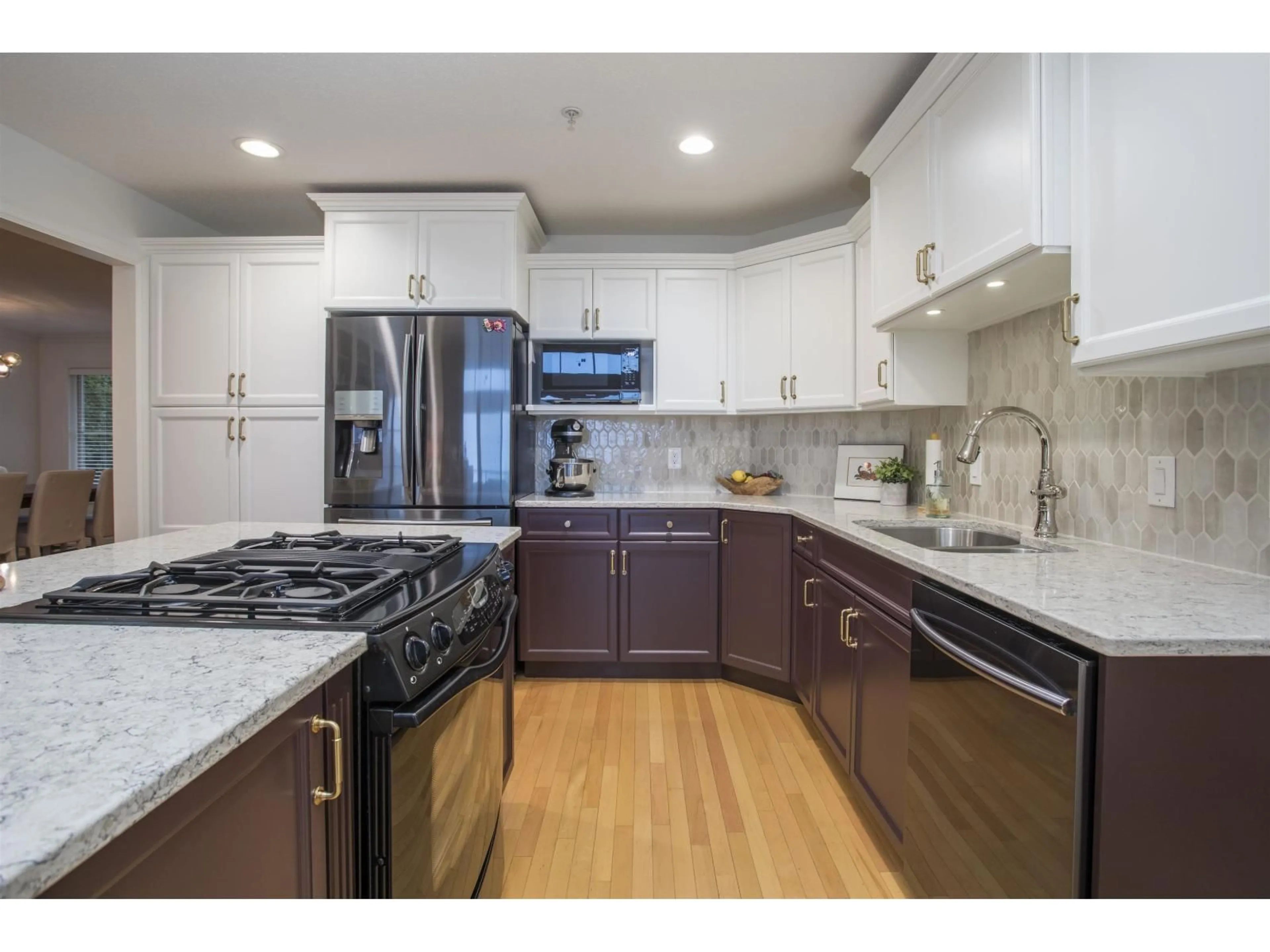 Open concept kitchen, unknown for 9 - 35931 EMPRESS DRIVE, Abbotsford British Columbia V3G2M9