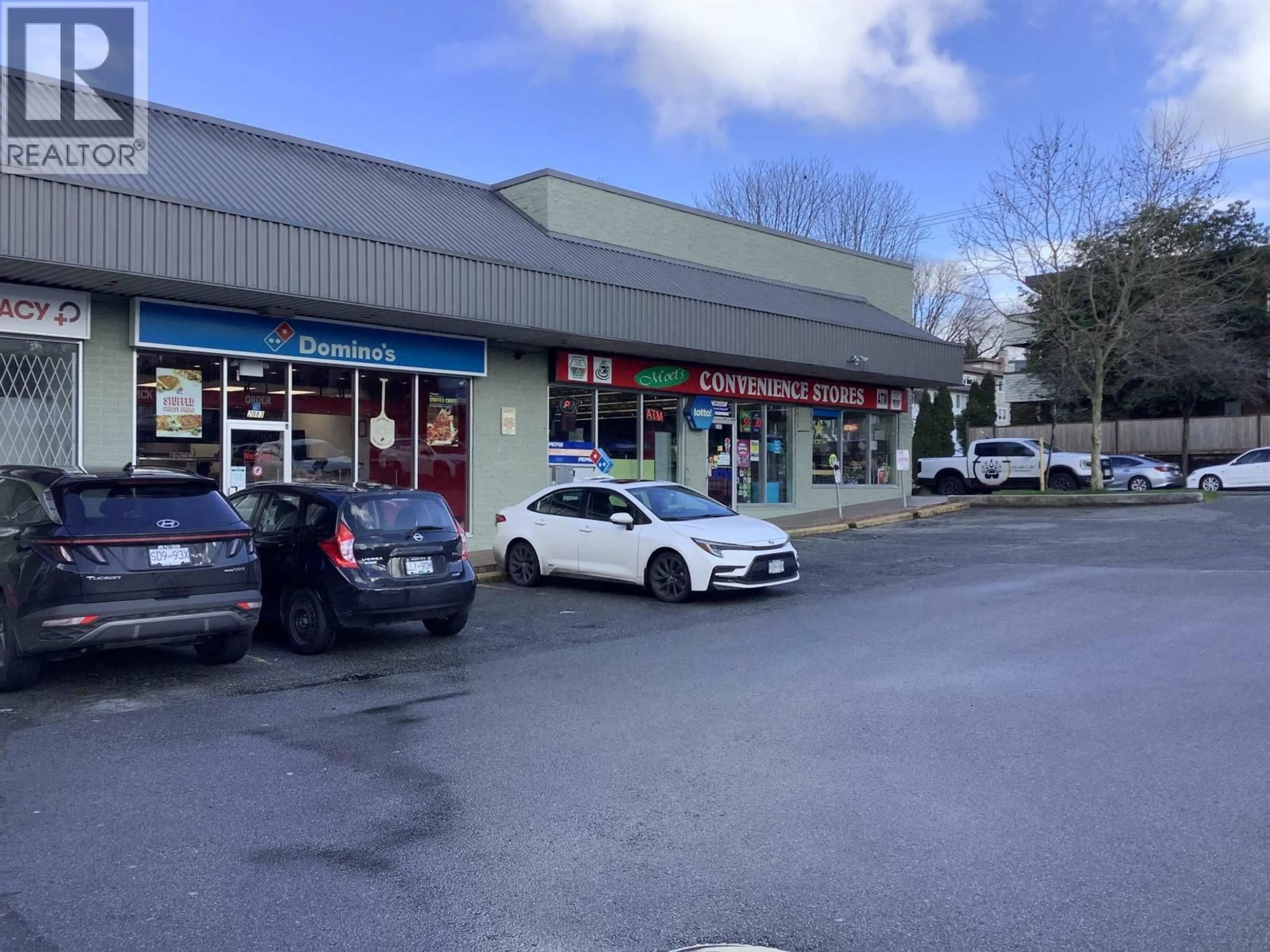 Parking for 301 - 16 LAKEWOOD DRIVE, Vancouver British Columbia V5L4L1