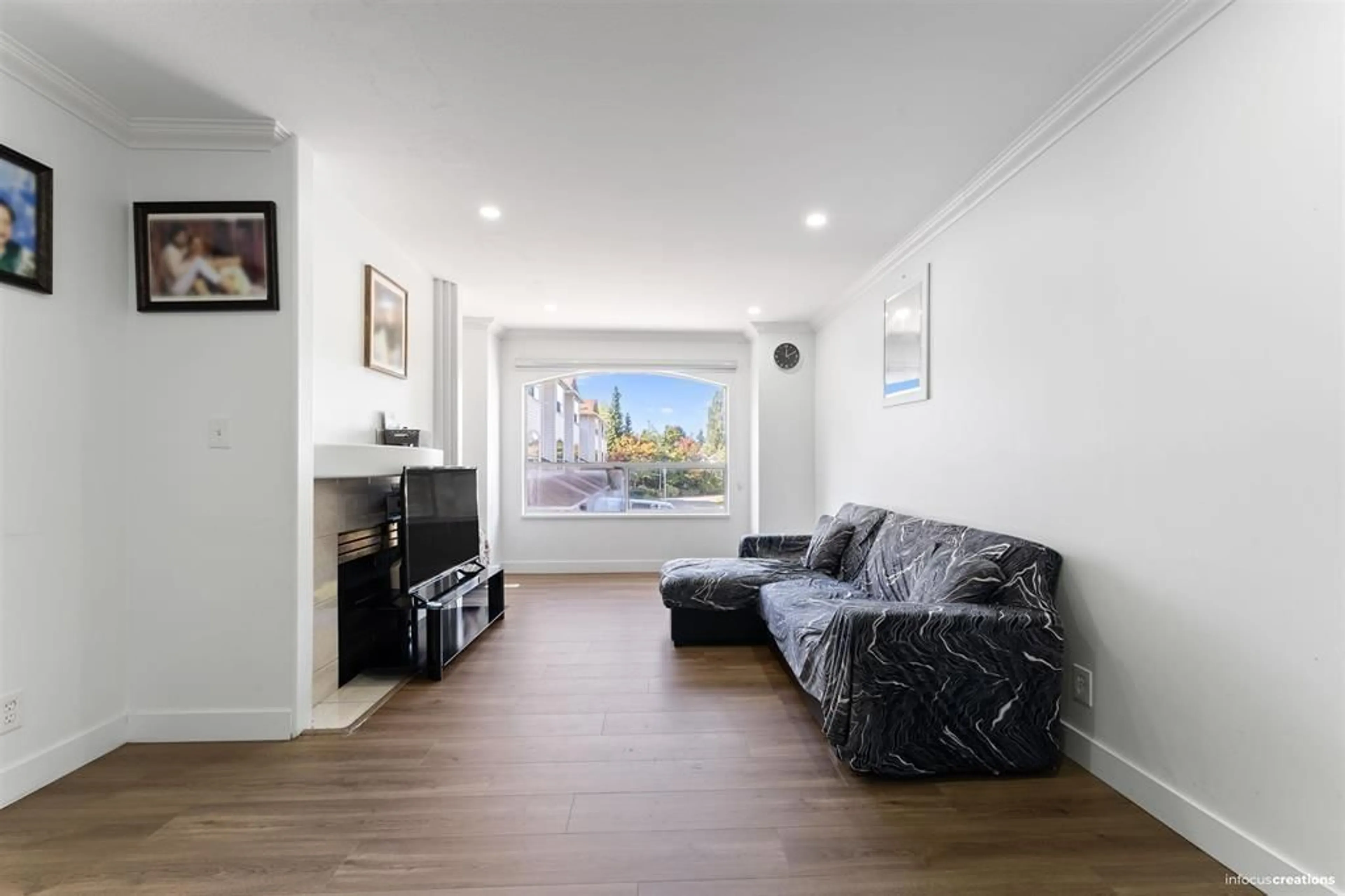 A pic of a room for 21 - 7140 132 STREET, Surrey British Columbia V3W1J5