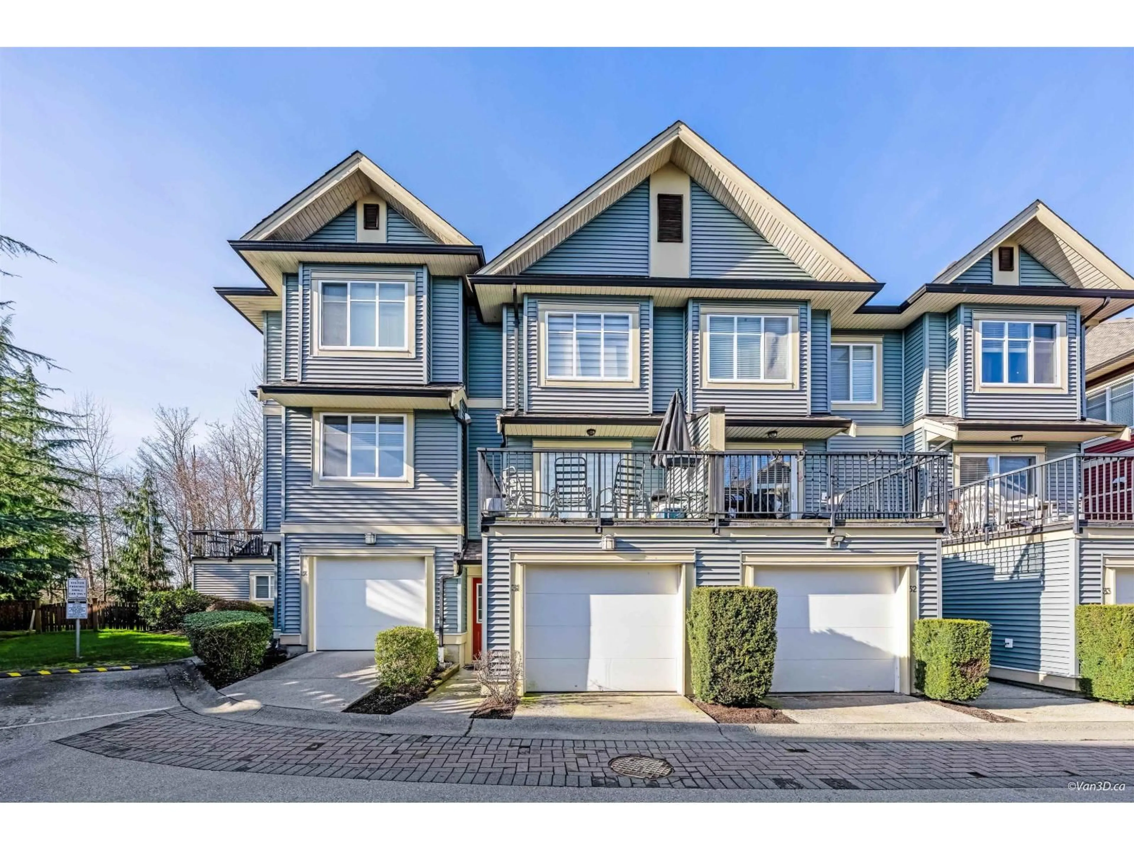 A pic from outside/outdoor area/front of a property/back of a property/a pic from drone, street for 31 - 6635 192 STREET, Surrey British Columbia V4N5T9