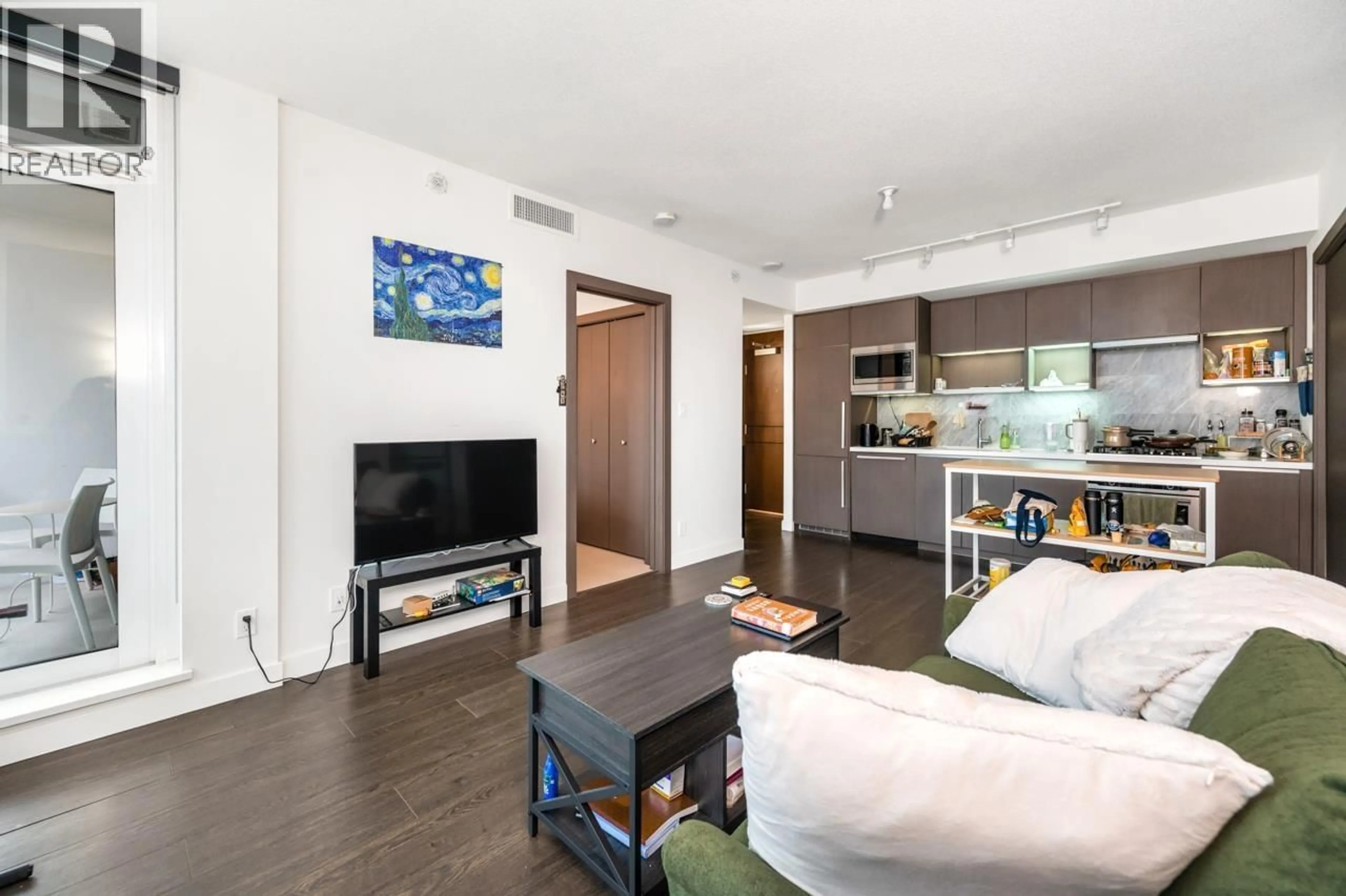 Living room with furniture, unknown for 1517 - 68 SMITHE STREET, Vancouver British Columbia V6B0P4