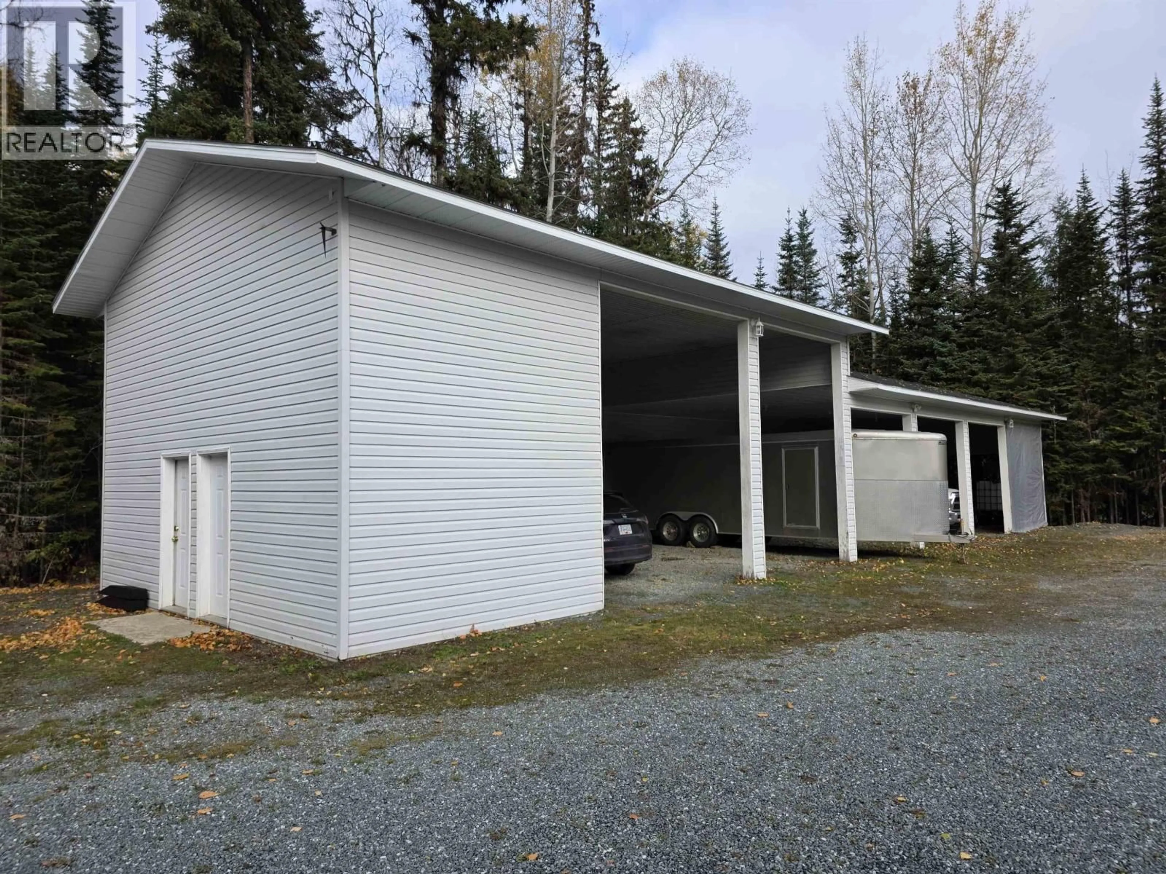 Indoor garage for 10955 CHARLES DRIVE, Prince George British Columbia V2N6V8