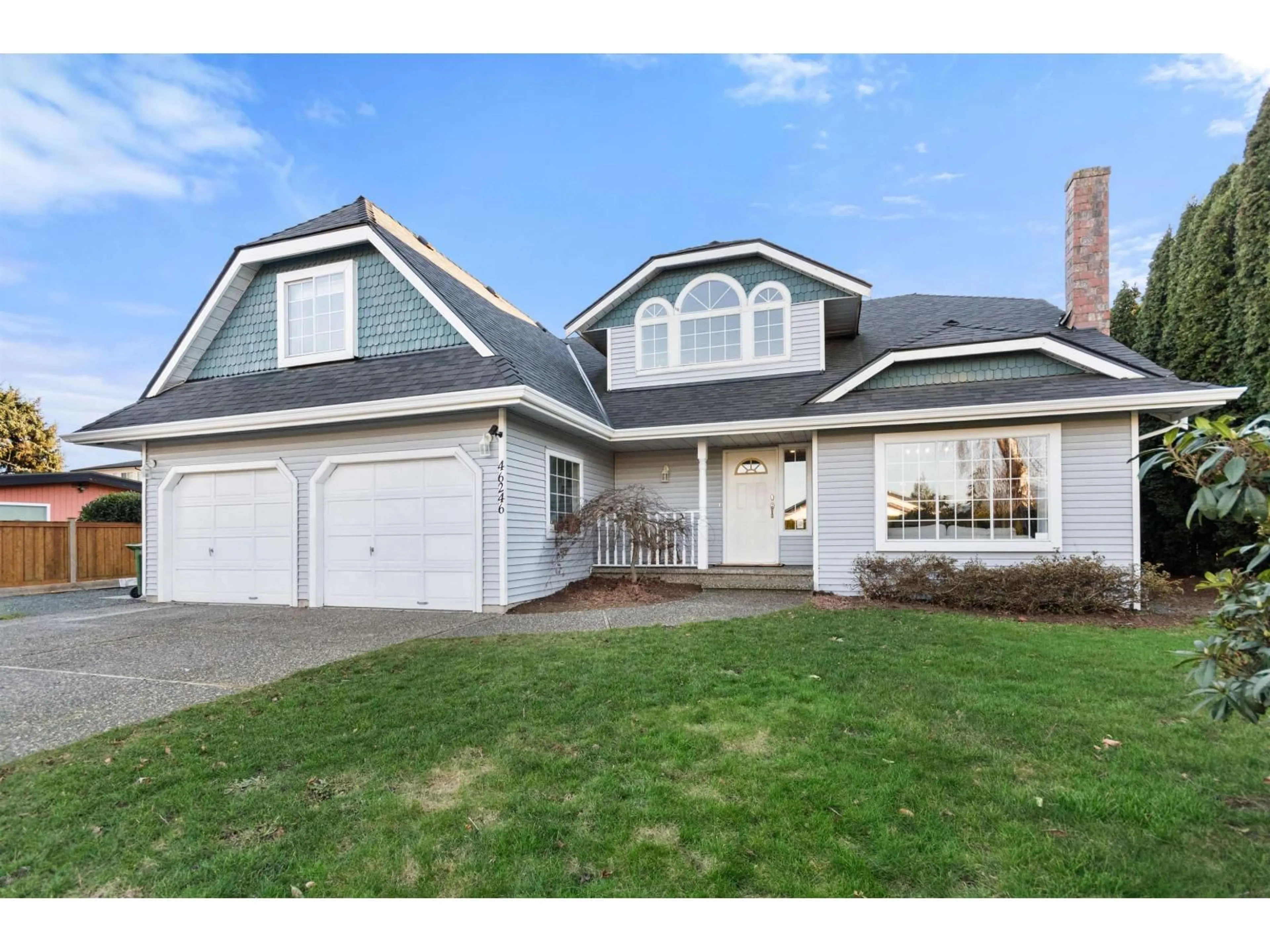 Home with vinyl exterior material, street for 46246 CHRISTINA DRIVE, Chilliwack British Columbia V2R2B6