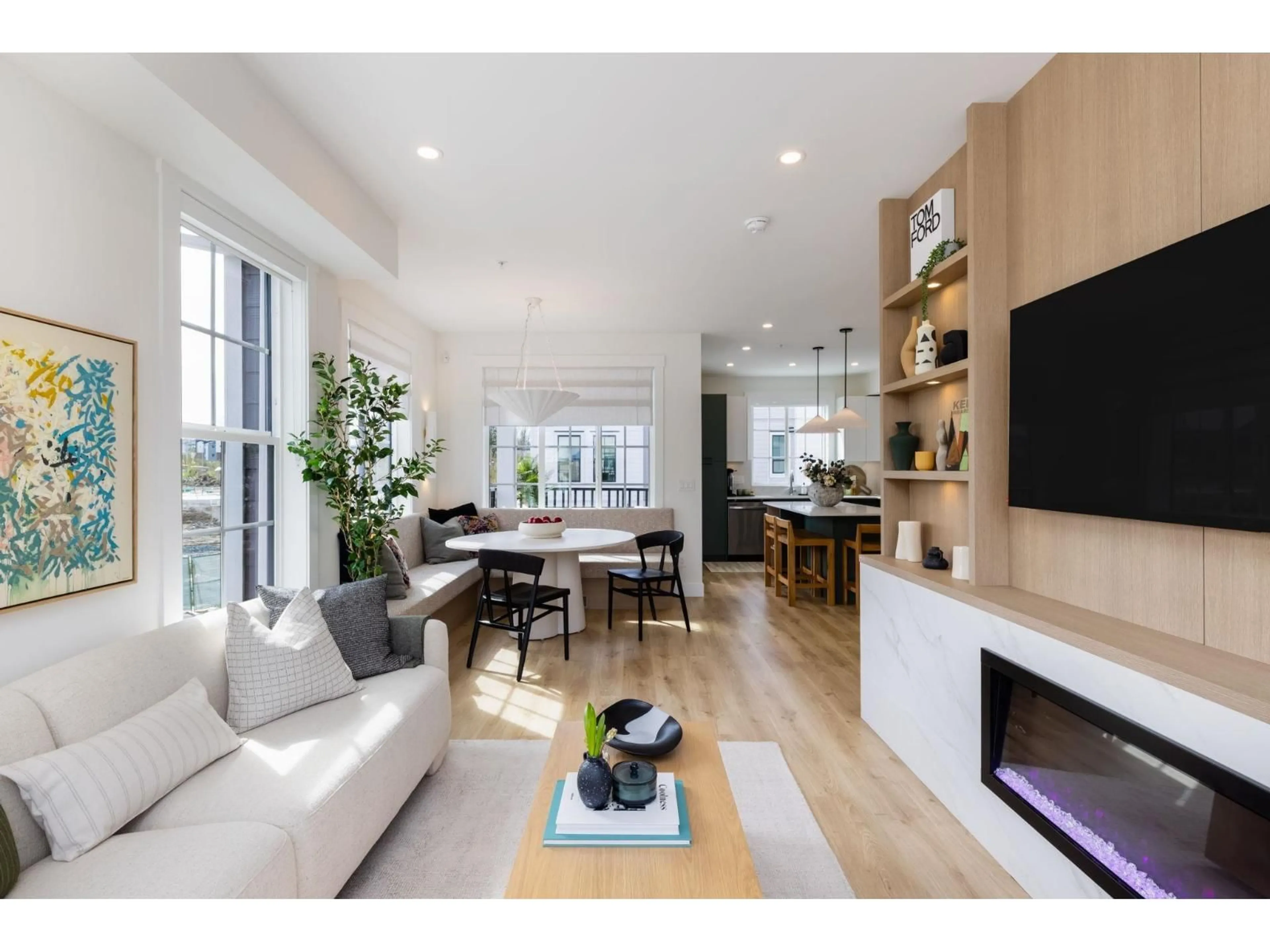 Living room with furniture, unknown for 22 - 20650 78 AVENUE, Langley British Columbia V2Y4L9