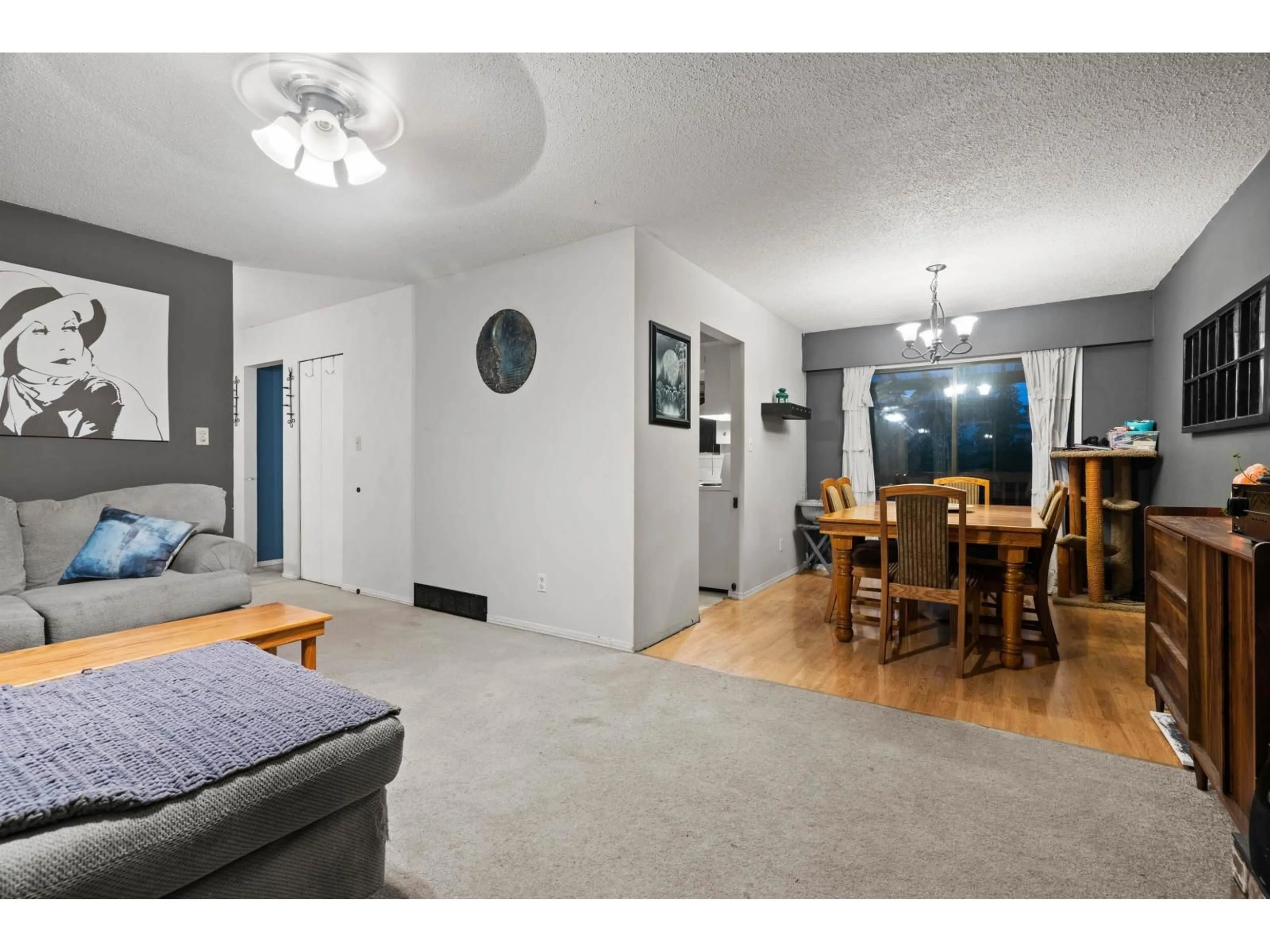 Unknown for 31911 STARLING AVENUE, Mission British Columbia V2V4T8