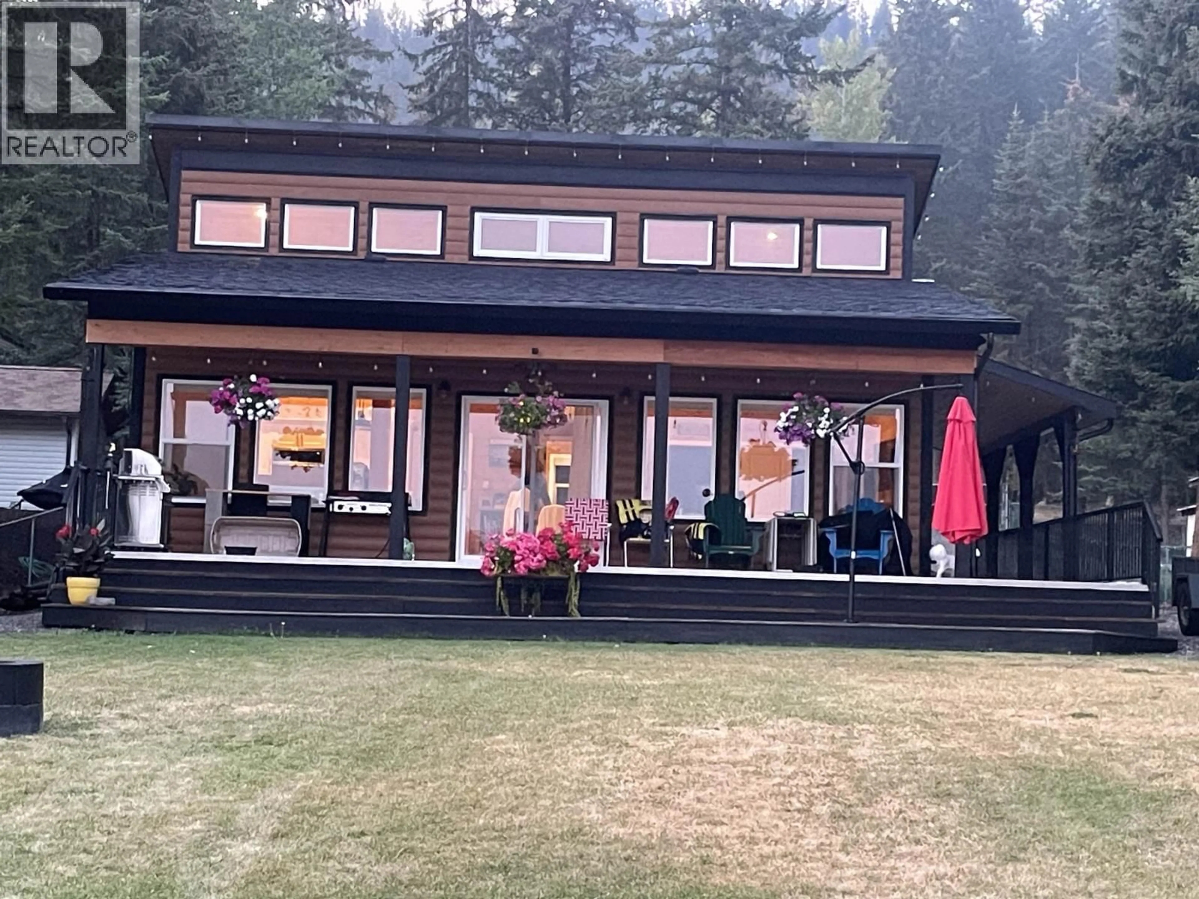 Patio, mountain view for 7634 BURGESS ROAD, Deka Lake / Sulphurous / Hathaway Lakes British Columbia V0K1X3