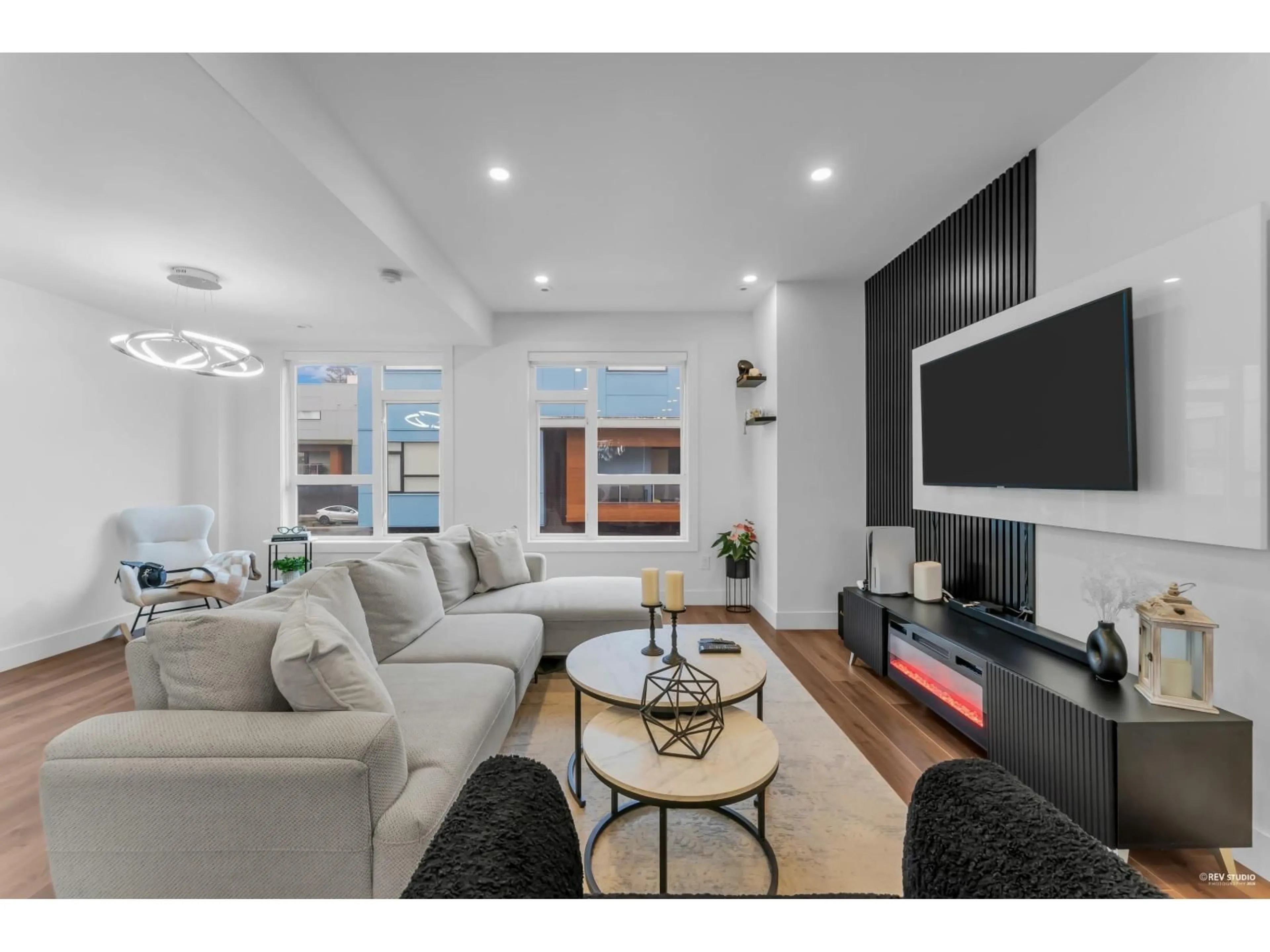 Living room with furniture, unknown for 33 - 5858 132 STREET, Surrey British Columbia V3X1N1