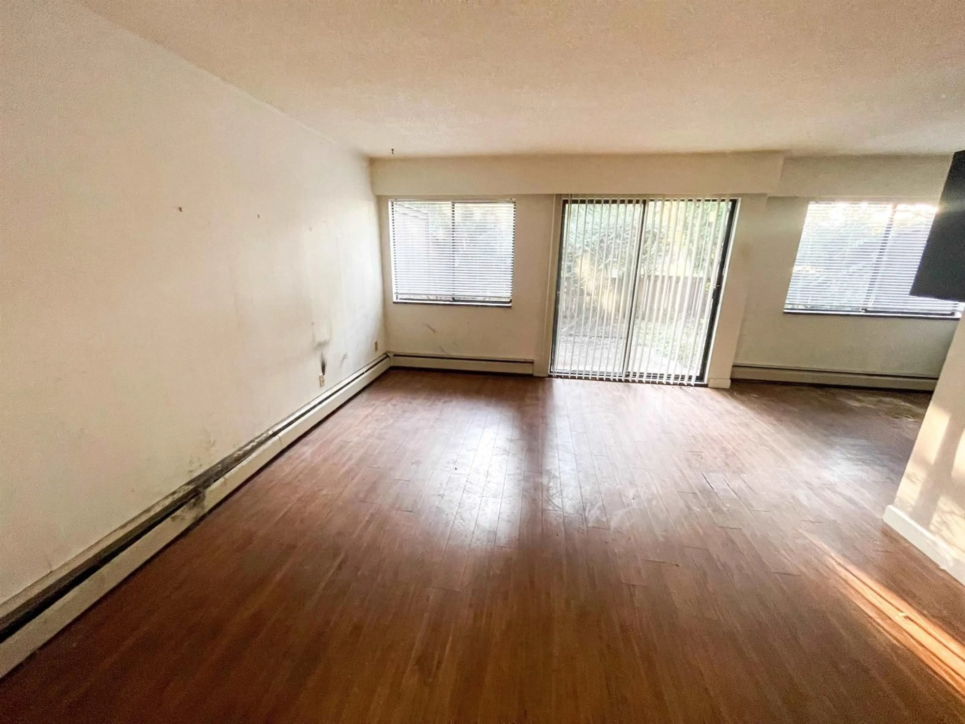 A pic of a room for 13 - 9402 122 STREET, Surrey British Columbia V3V4L6