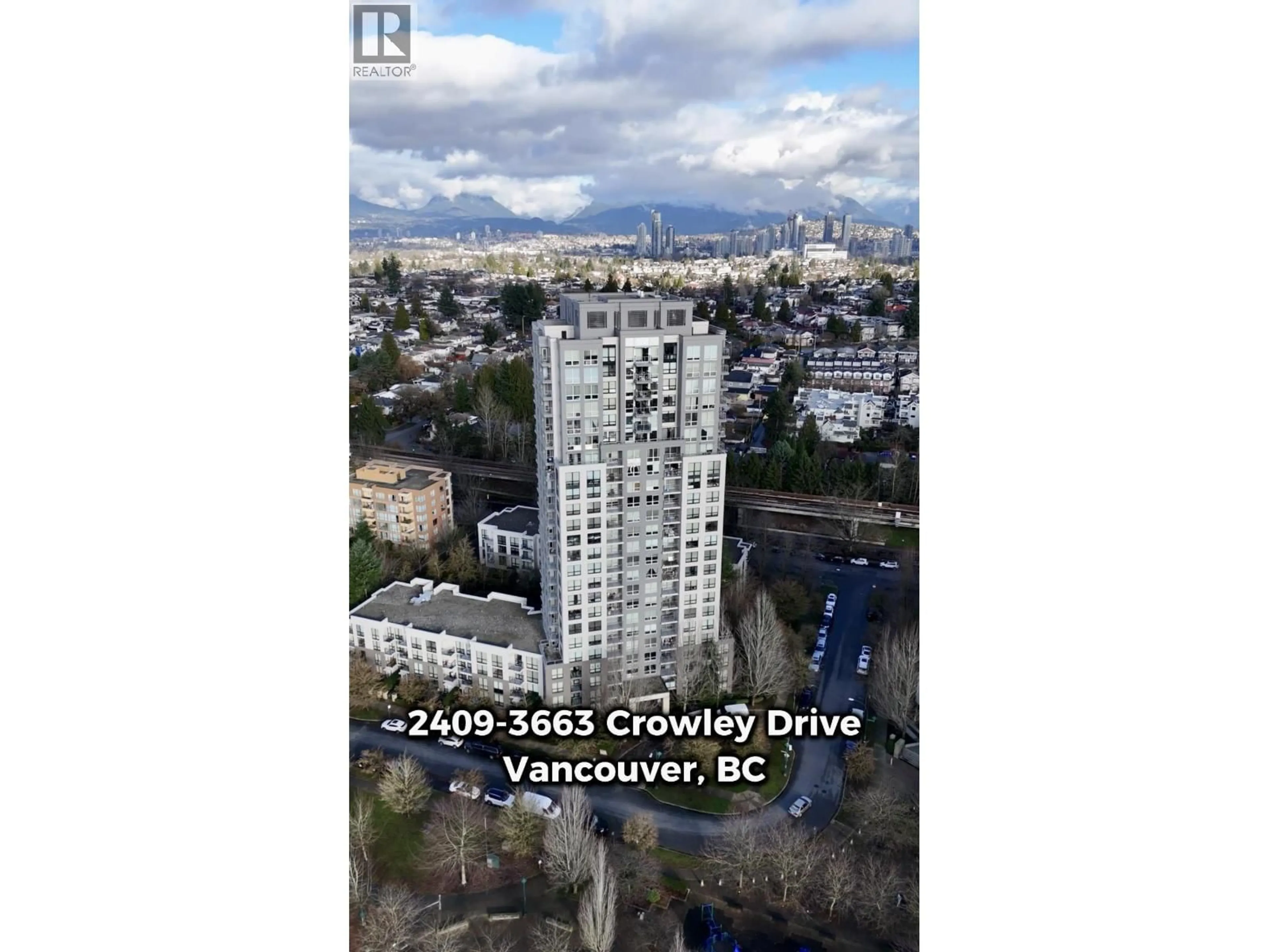 A pic from outside/outdoor area/front of a property/back of a property/a pic from drone, city buildings view from balcony for 2409 - 3663 CROWLEY DRIVE, Vancouver British Columbia V5R6H4