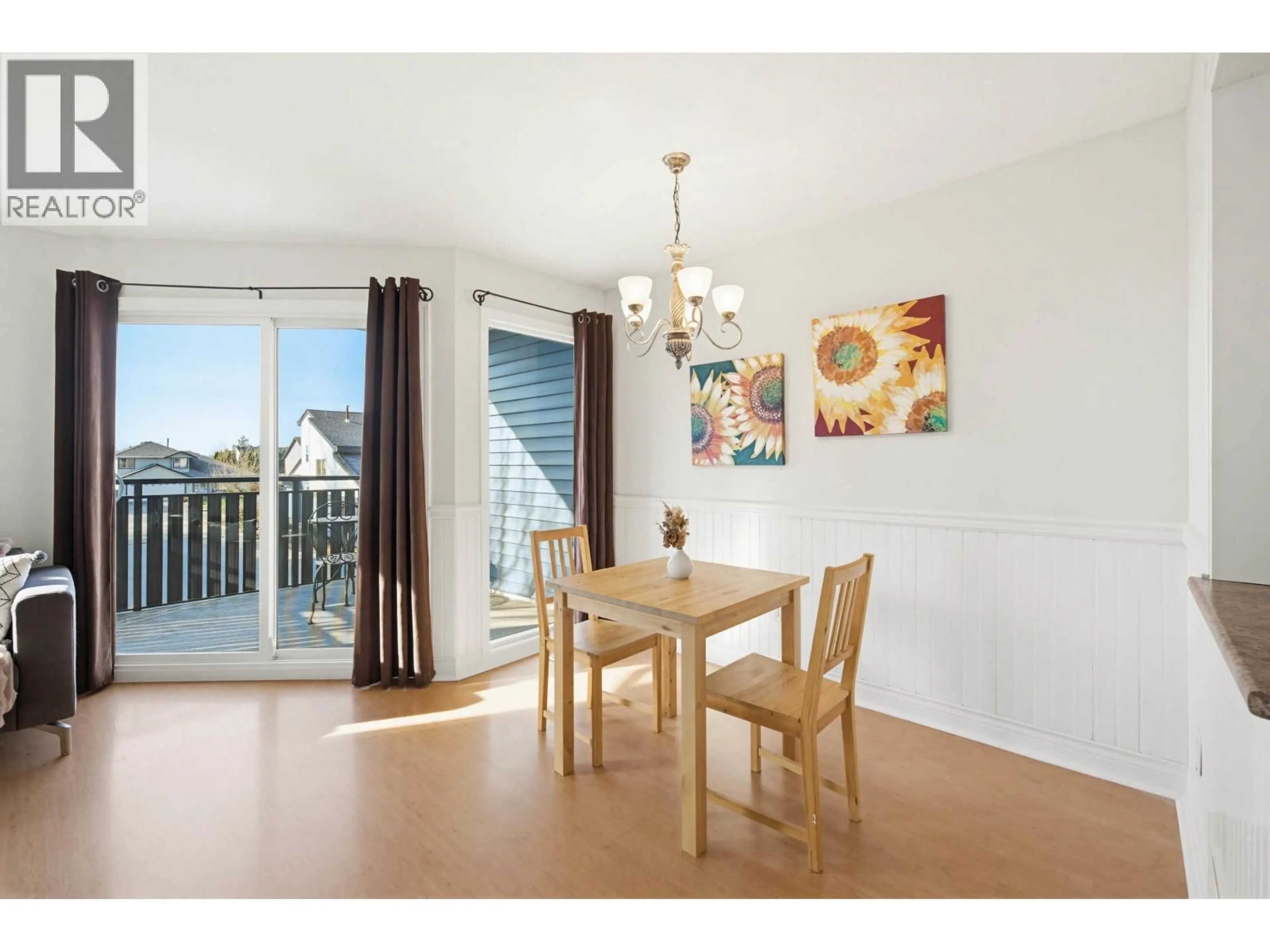 Dining room, wood/laminate floor for 9 - 12120 189A STREET, Pitt Meadows British Columbia V3Y1V4