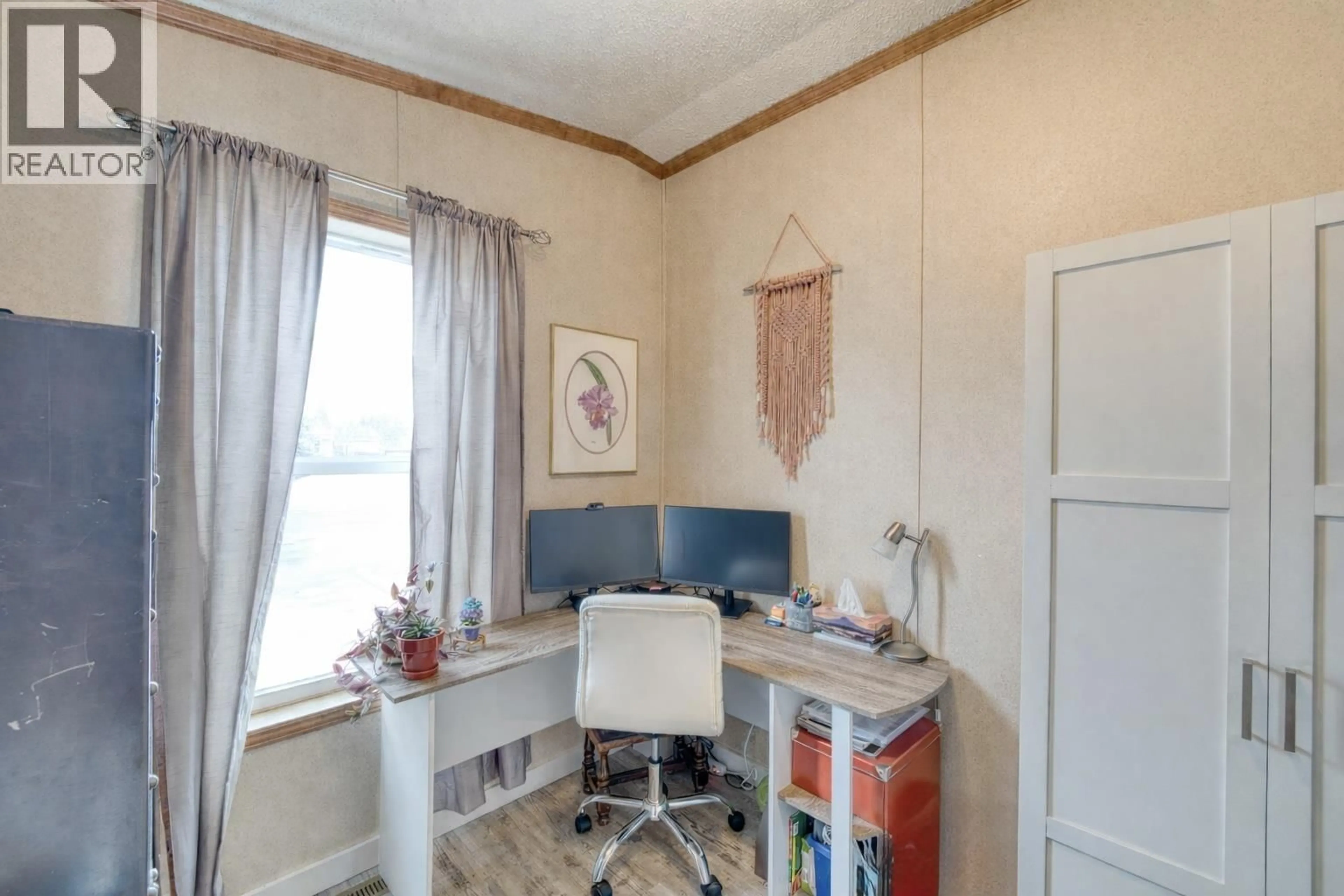 A pic of a room for 9004 76 STREET, Fort St. John British Columbia V1J2Z7