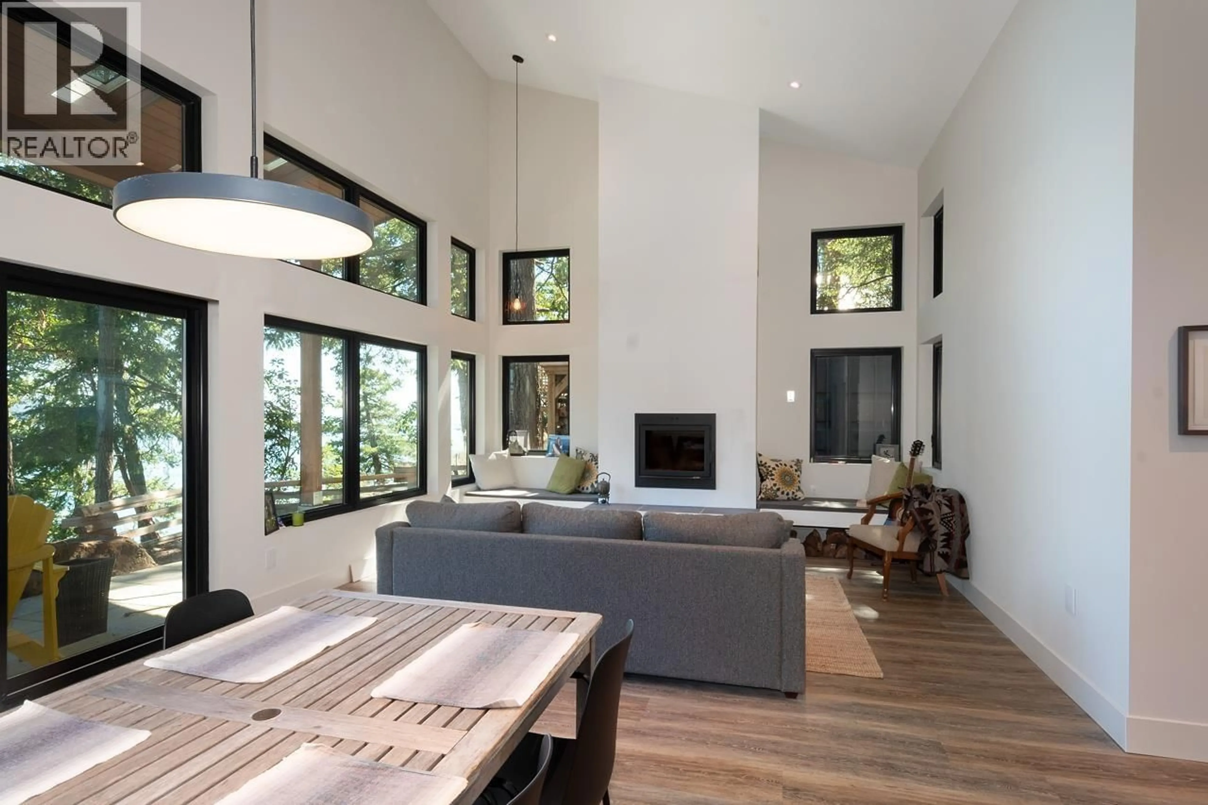 Living room with furniture, unknown for 1505 WILLIAMS ROAD, Bowen Island British Columbia V0N1G1