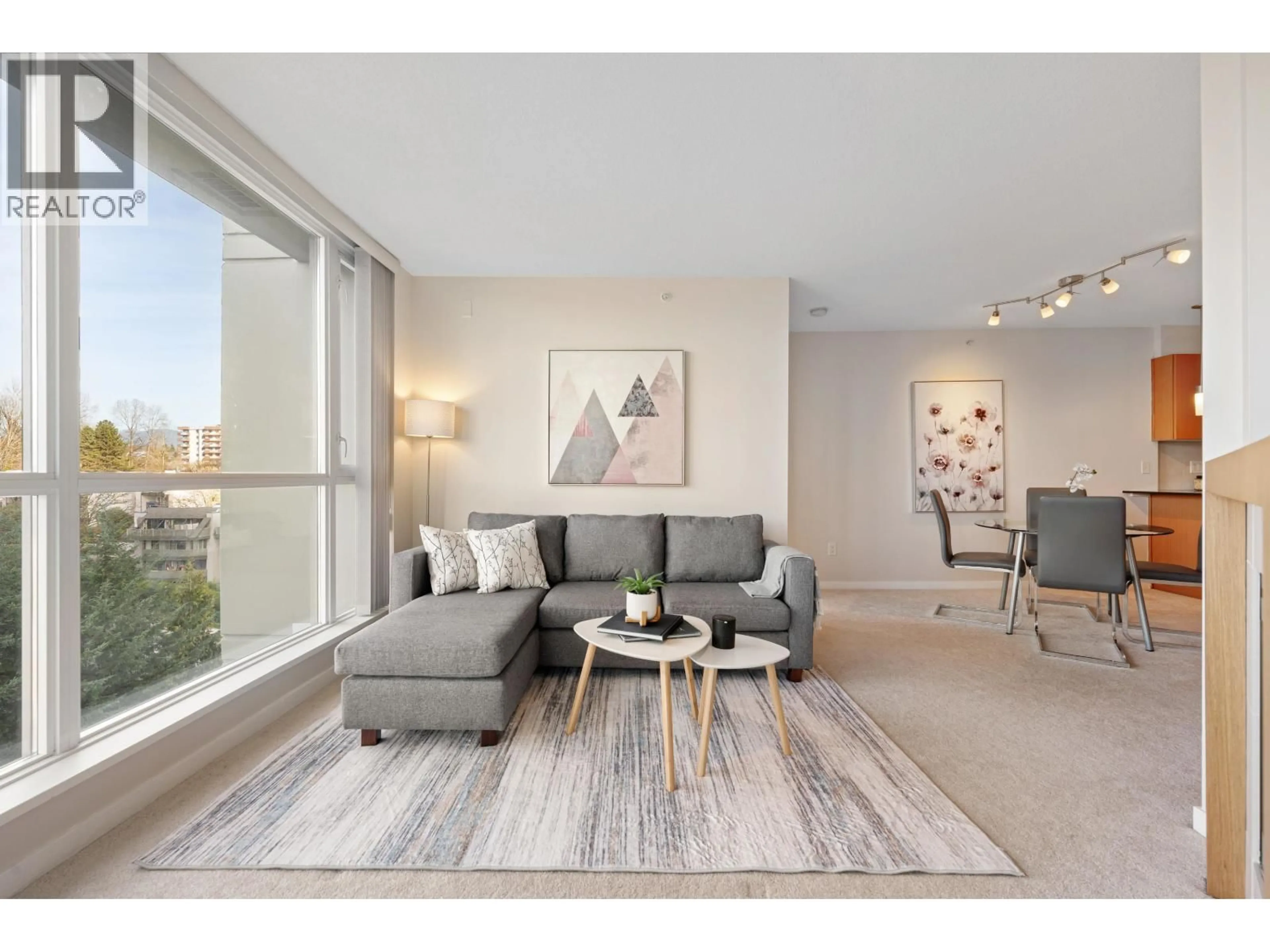 Living room with furniture, unknown for 904 - 4888 BRENTWOOD DRIVE, Burnaby British Columbia V5C0C6