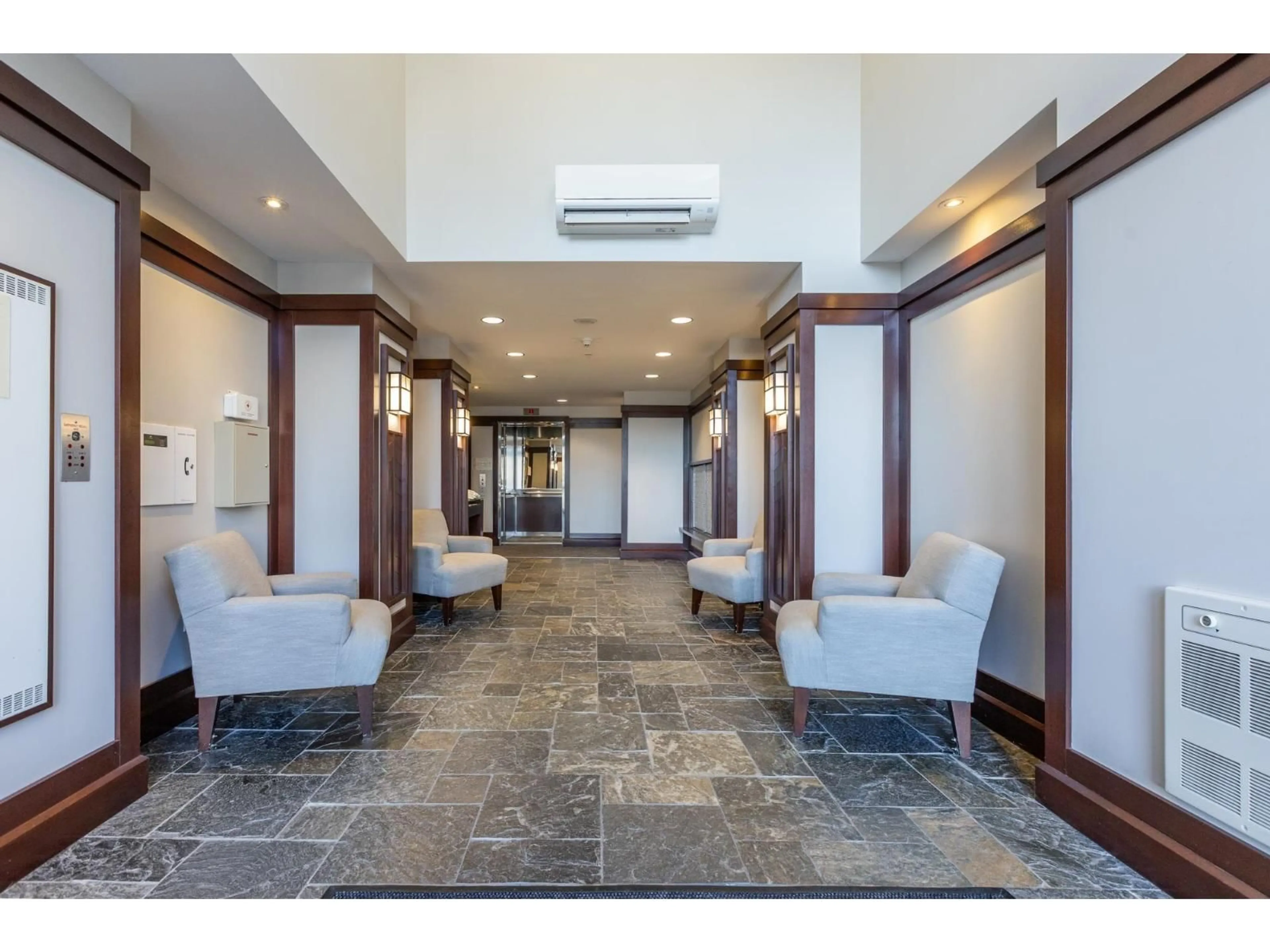 Unknown for 103 - 1551 FOSTER STREET, White Rock British Columbia V4B5M1