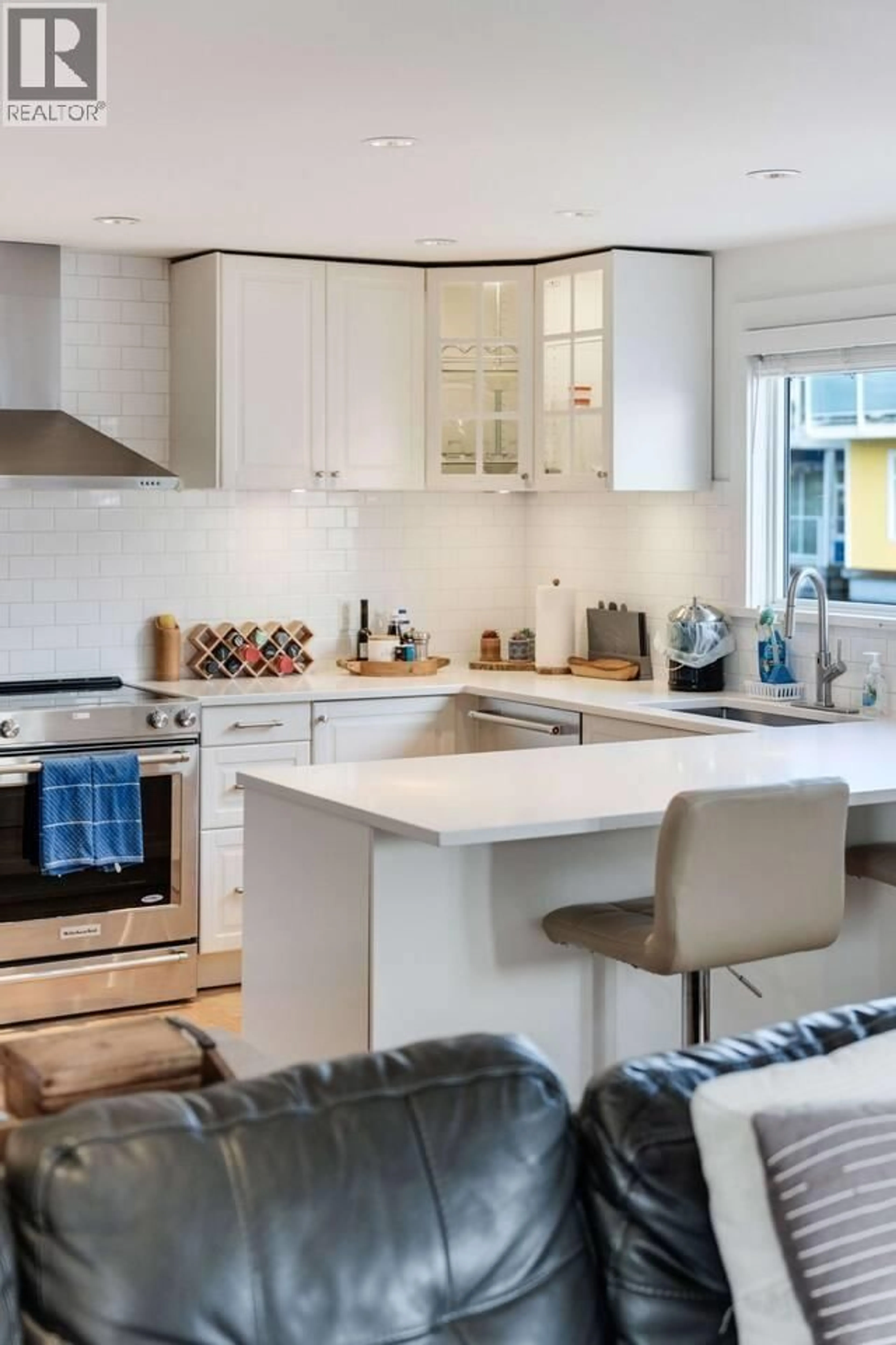 Contemporary kitchen, ceramic/tile floor for A015 - 415 ESPLANADE AVENUE, North Vancouver British Columbia V7M1A6