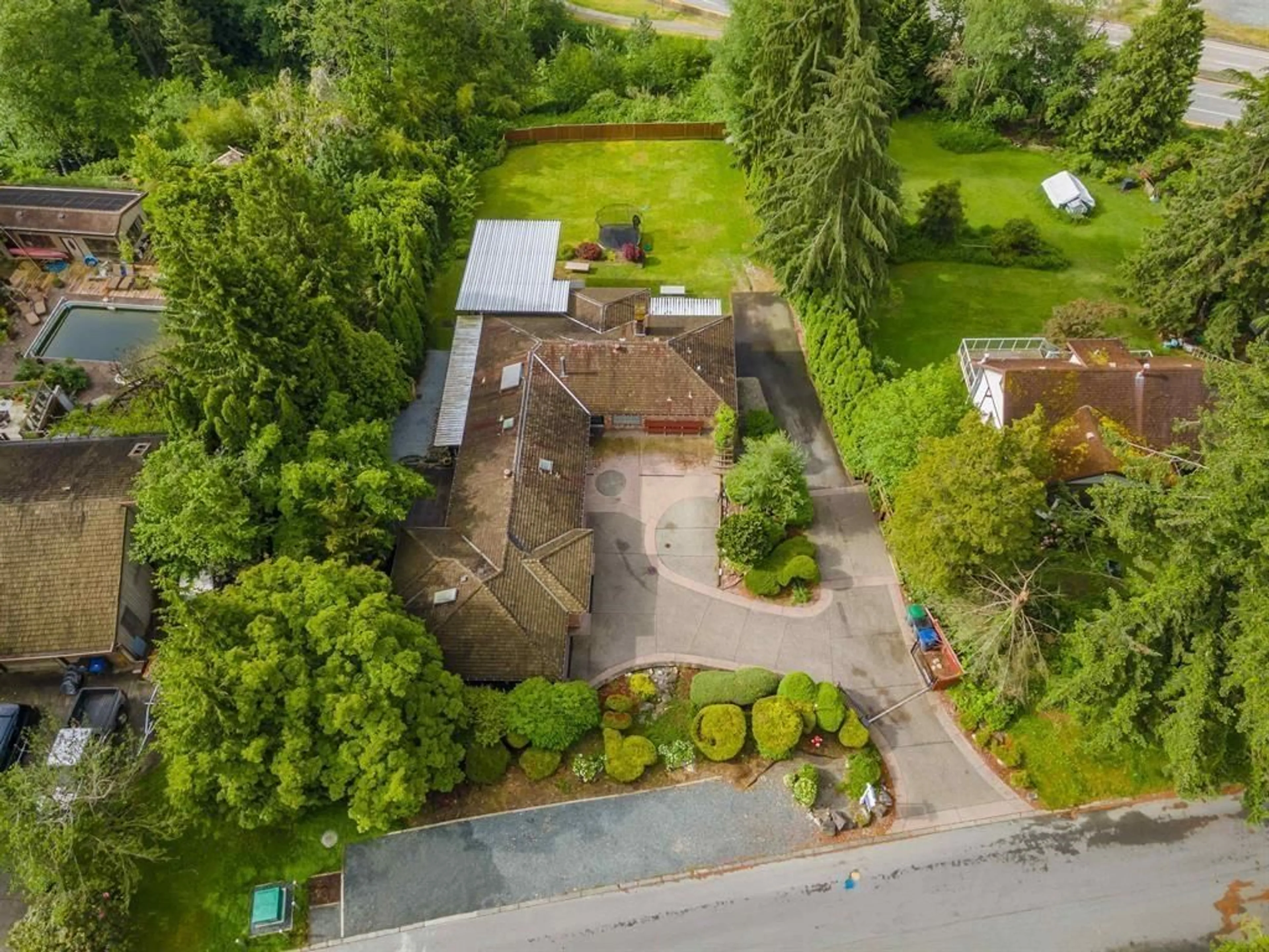 A pic from outside/outdoor area/front of a property/back of a property/a pic from drone, street for 14534 LOMBARD PLACE, Surrey British Columbia V3X1B5