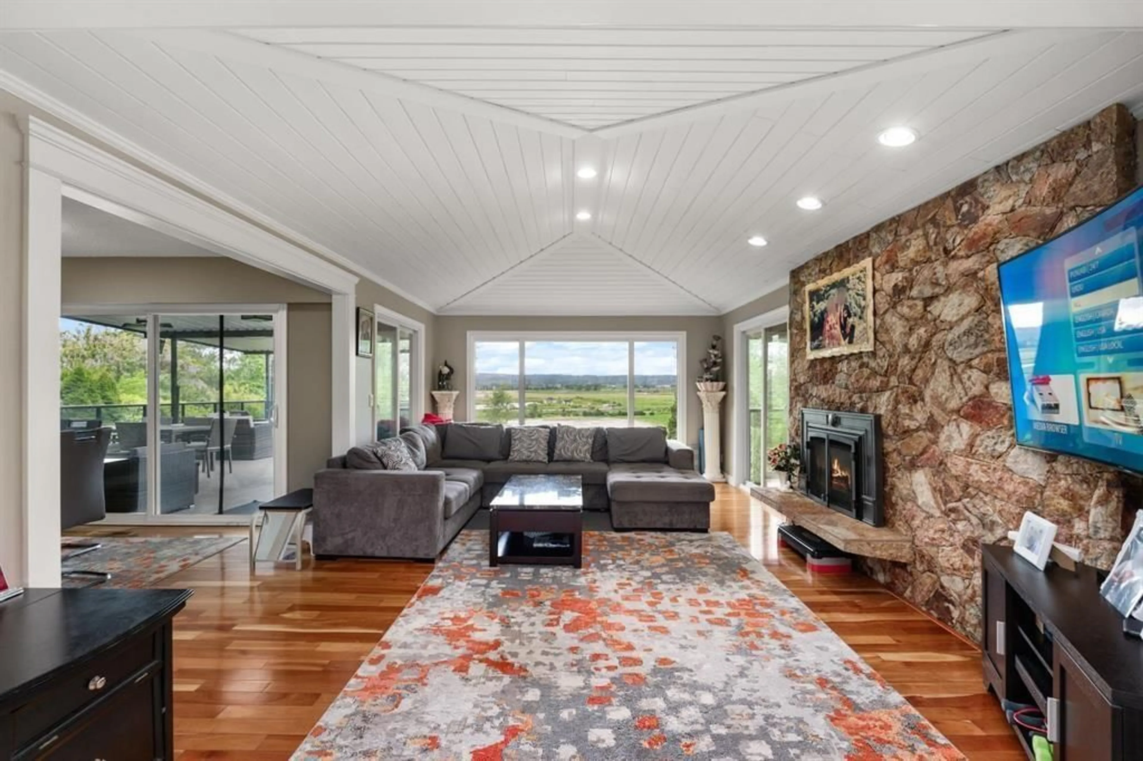 Unknown for 14534 LOMBARD PLACE, Surrey British Columbia V3X1B5