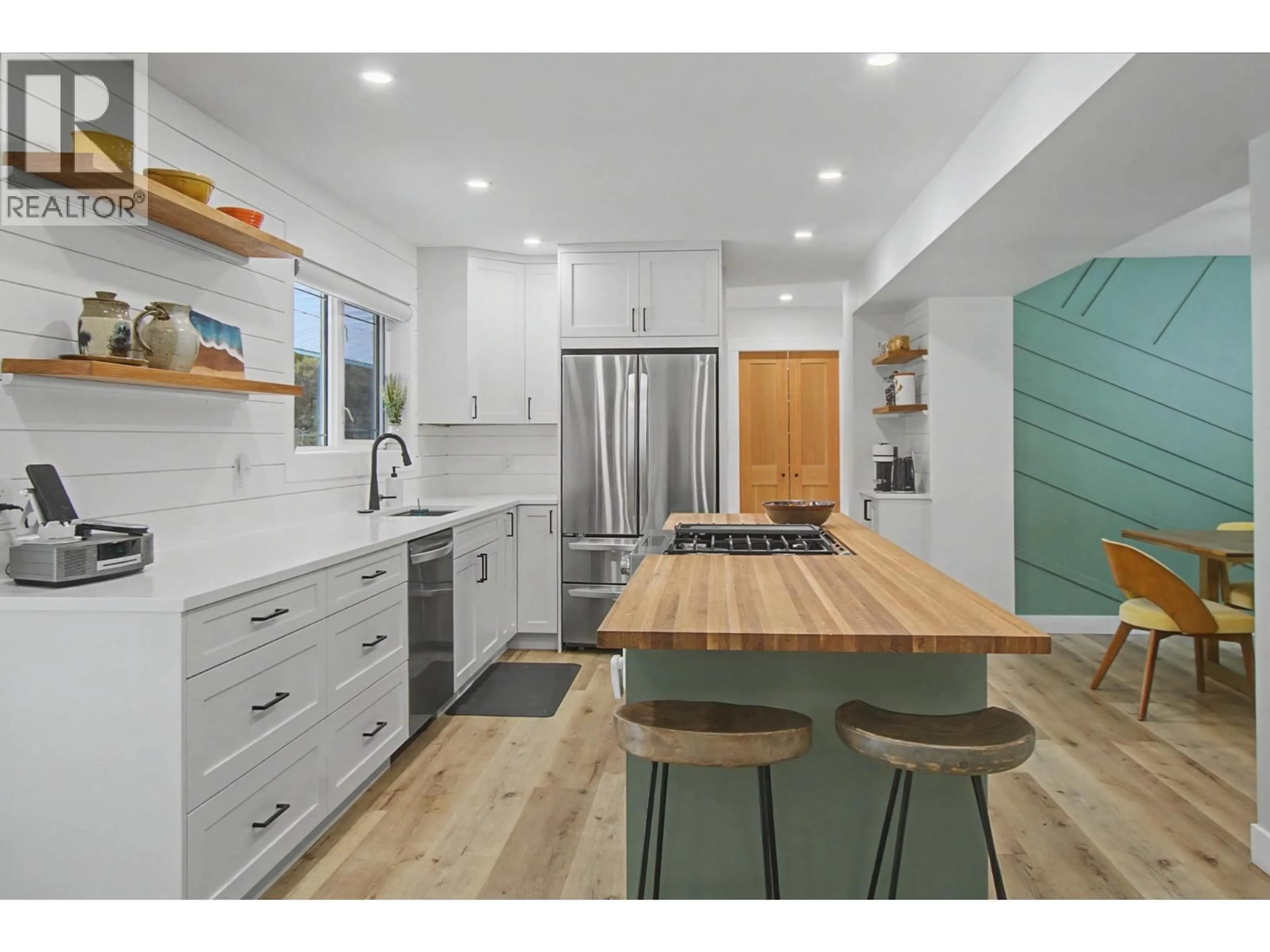 Open concept kitchen, unknown for 11845 RUSSELL ROAD, Prince George British Columbia V2N5A7