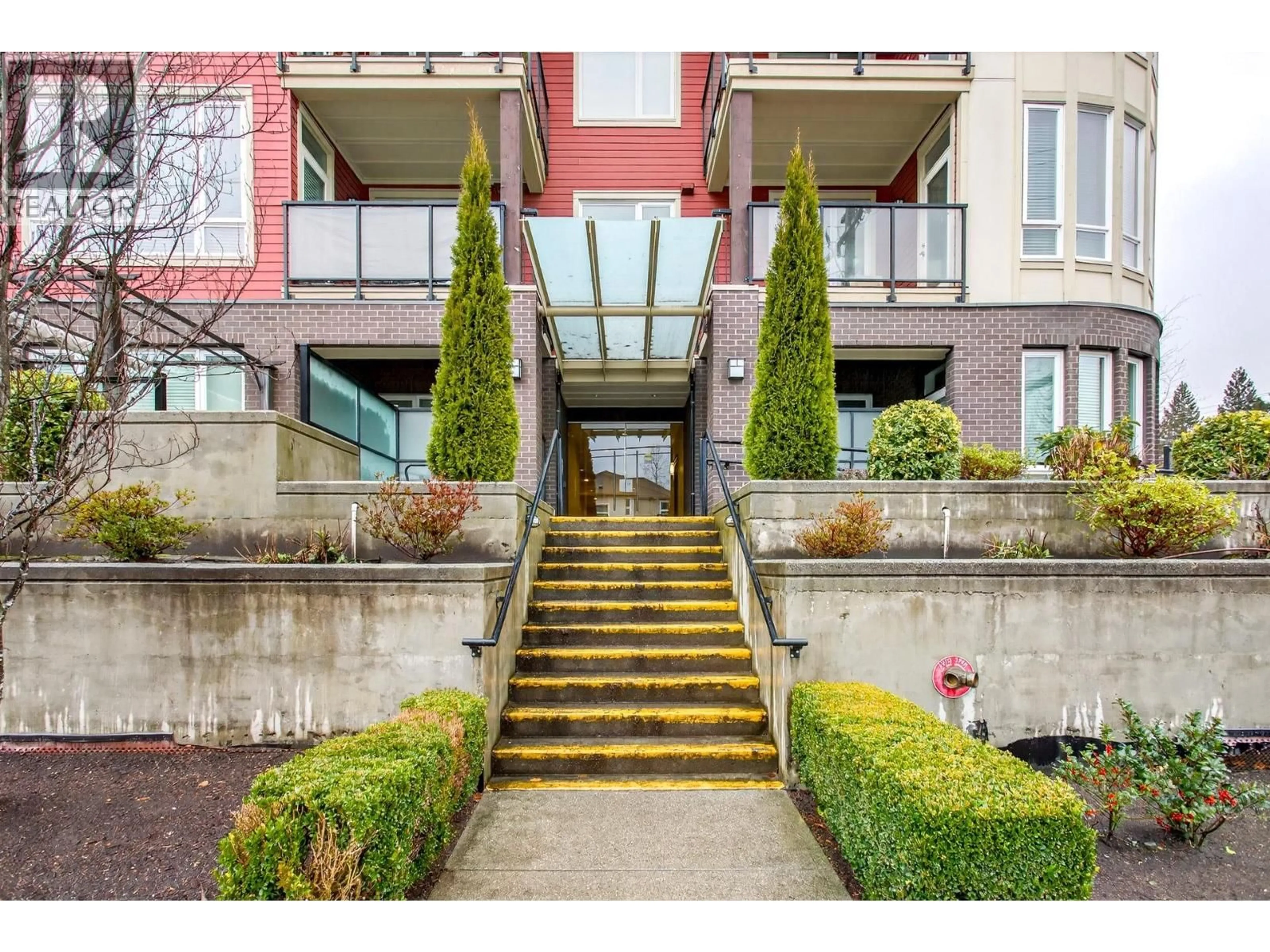Indoor foyer for 306 - 1188 JOHNSON STREET, Coquitlam British Columbia V3B4T2