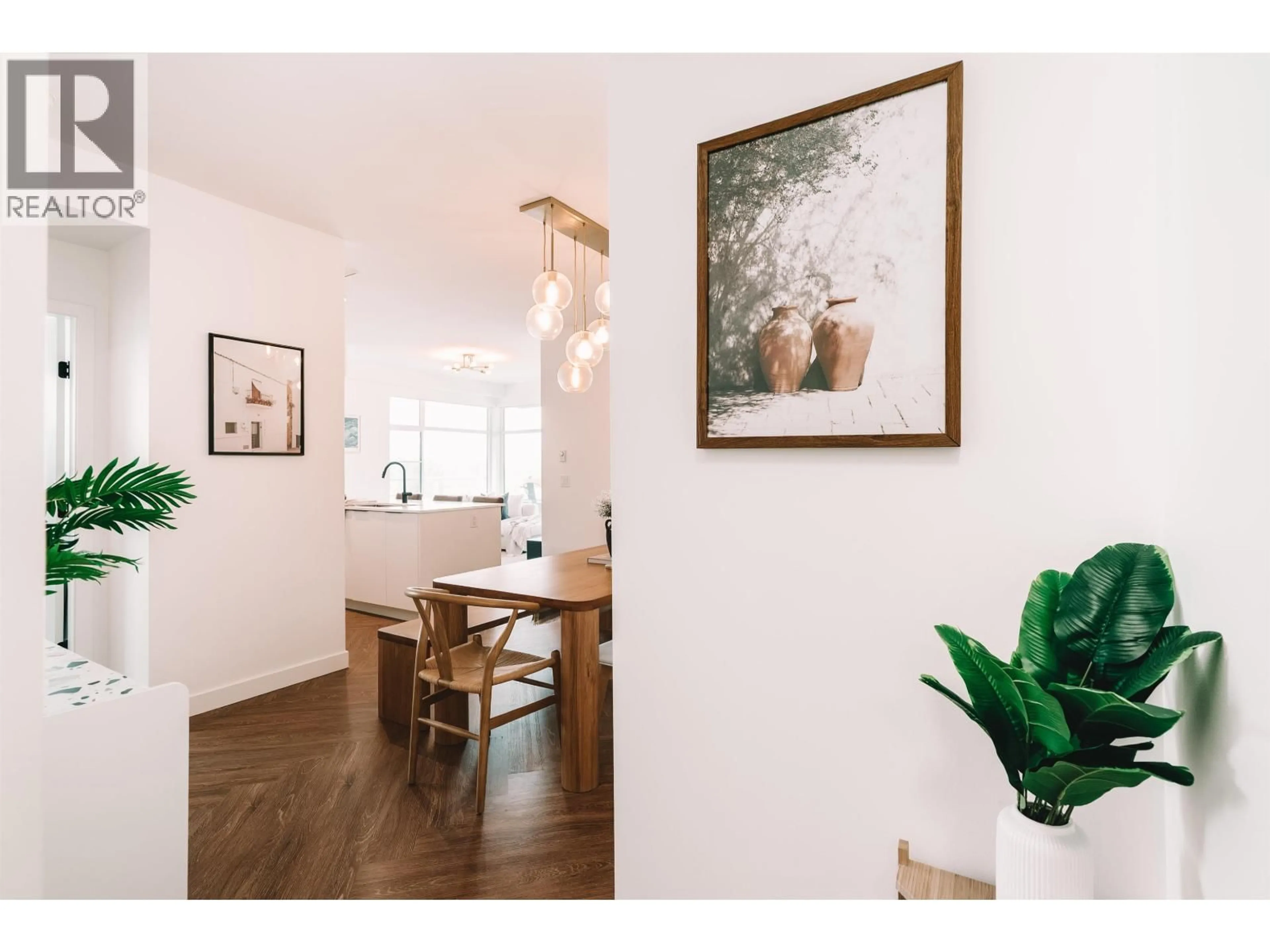 Dining room, wood/laminate floor for 509 - 3229 ST JOHNS STREET, Port Moody British Columbia V3H0M4